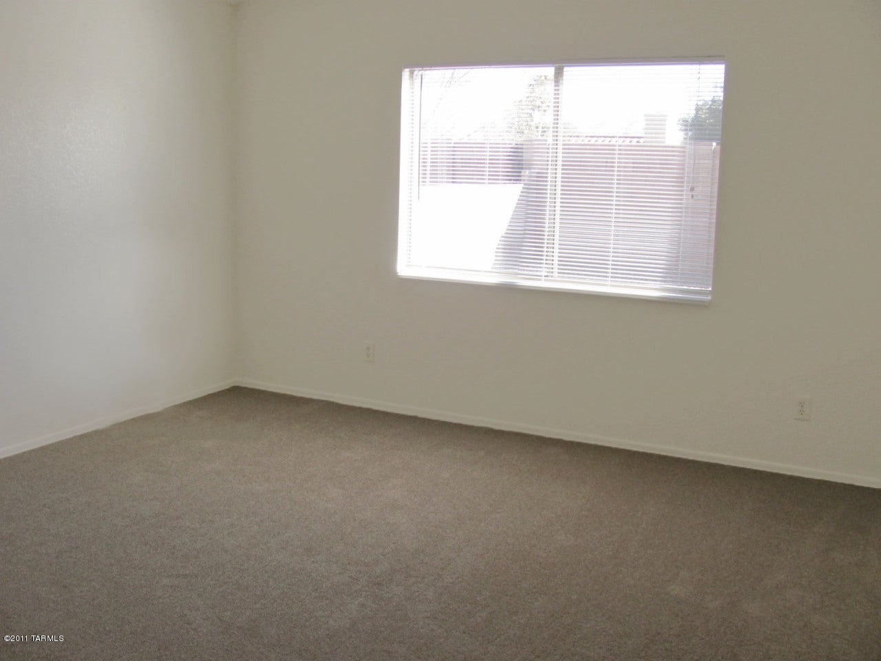 Mona Lisa Heights - Residential Lease