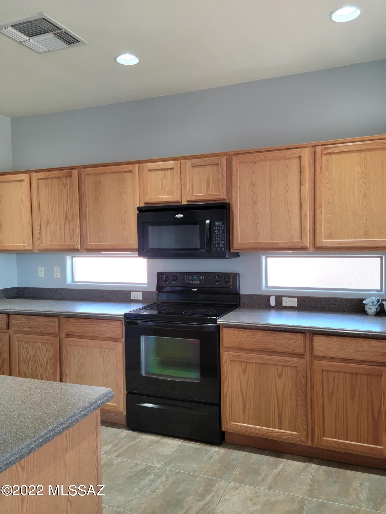 Sycamore Canyon (1-485) - Residential Lease