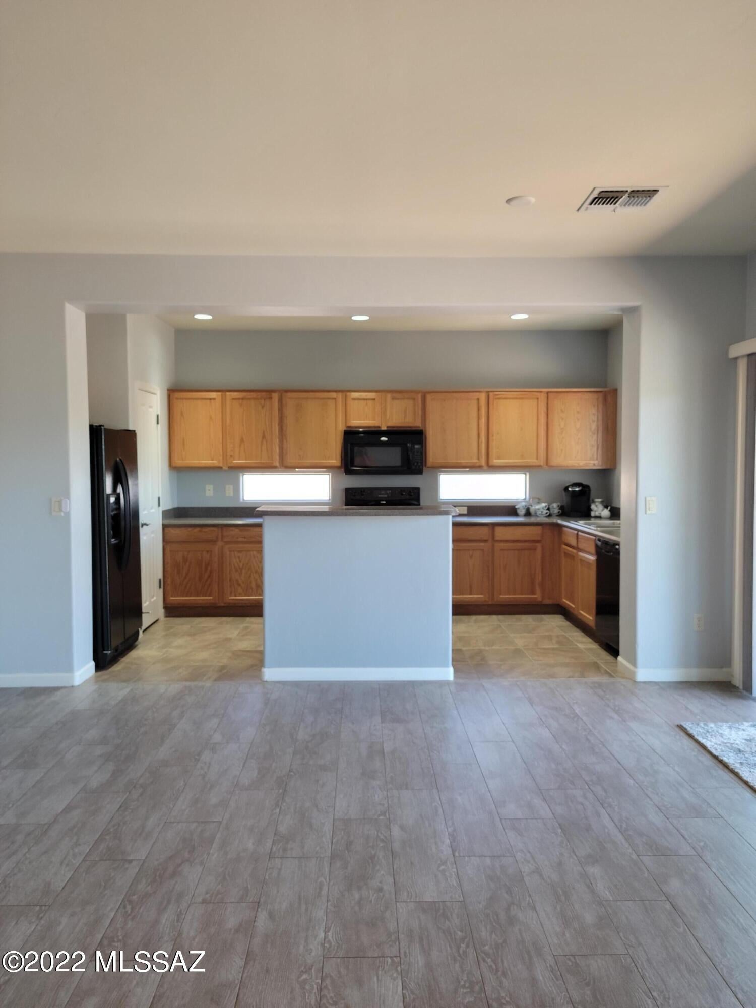 Sycamore Canyon (1-485) - Residential Lease