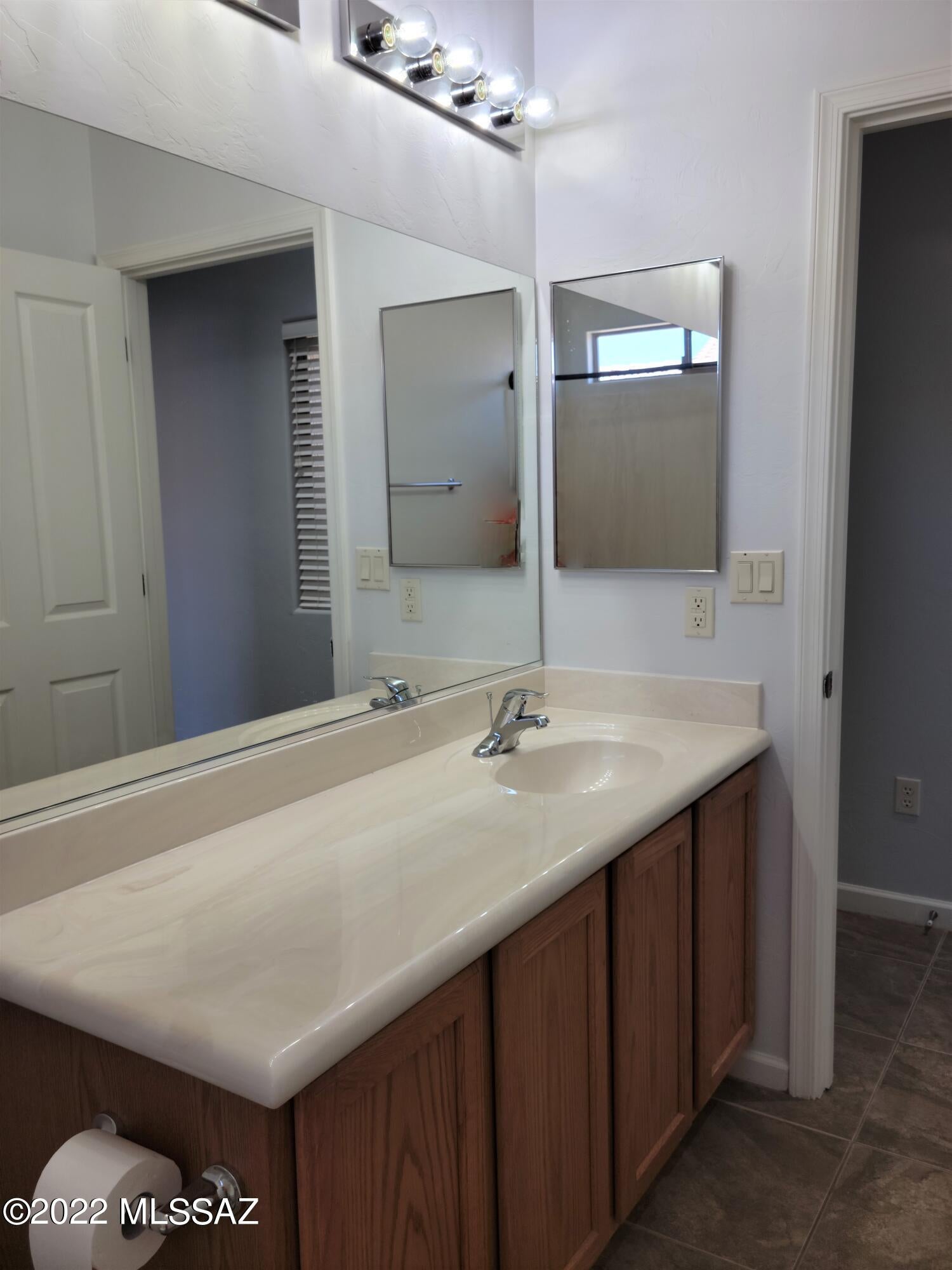 Sycamore Canyon (1-485) - Residential Lease