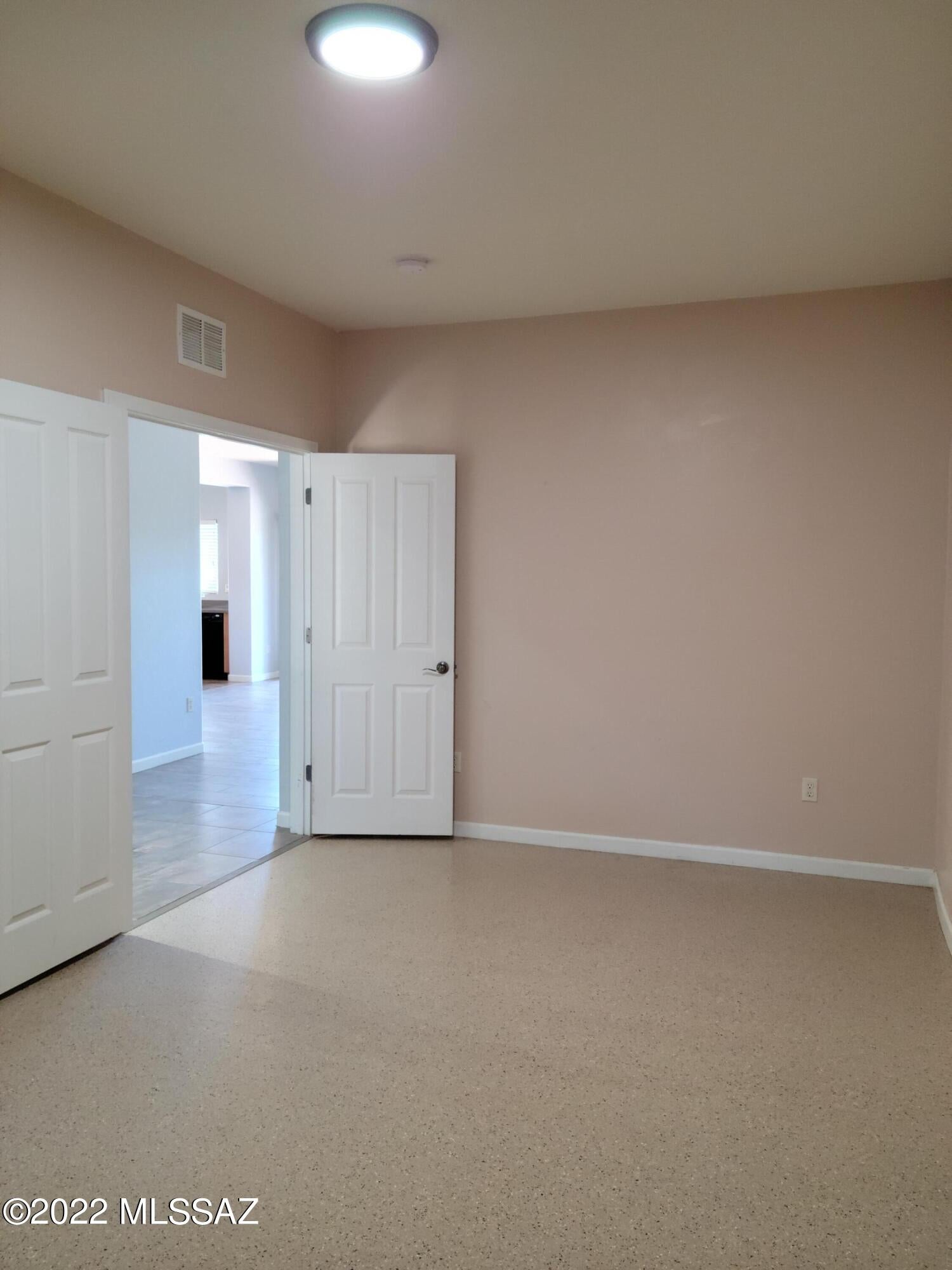 Sycamore Canyon (1-485) - Residential Lease