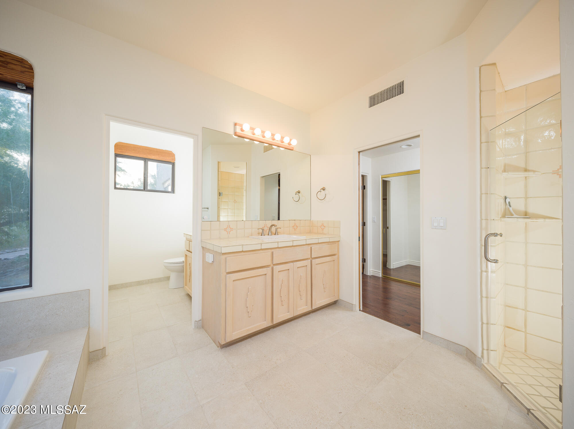 Canada Hills Est Phase ll (42-130) - Residential