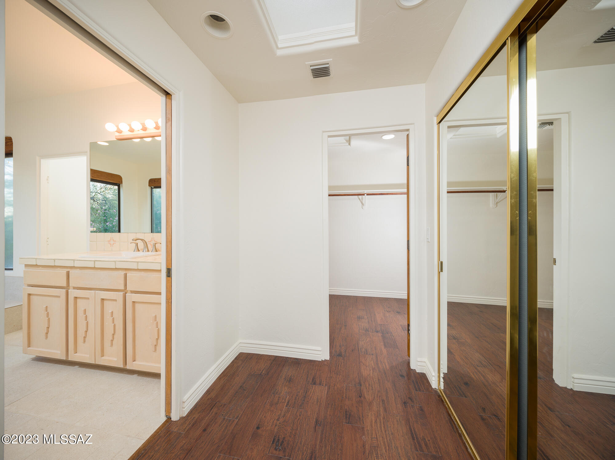 Canada Hills Est Phase ll (42-130) - Residential