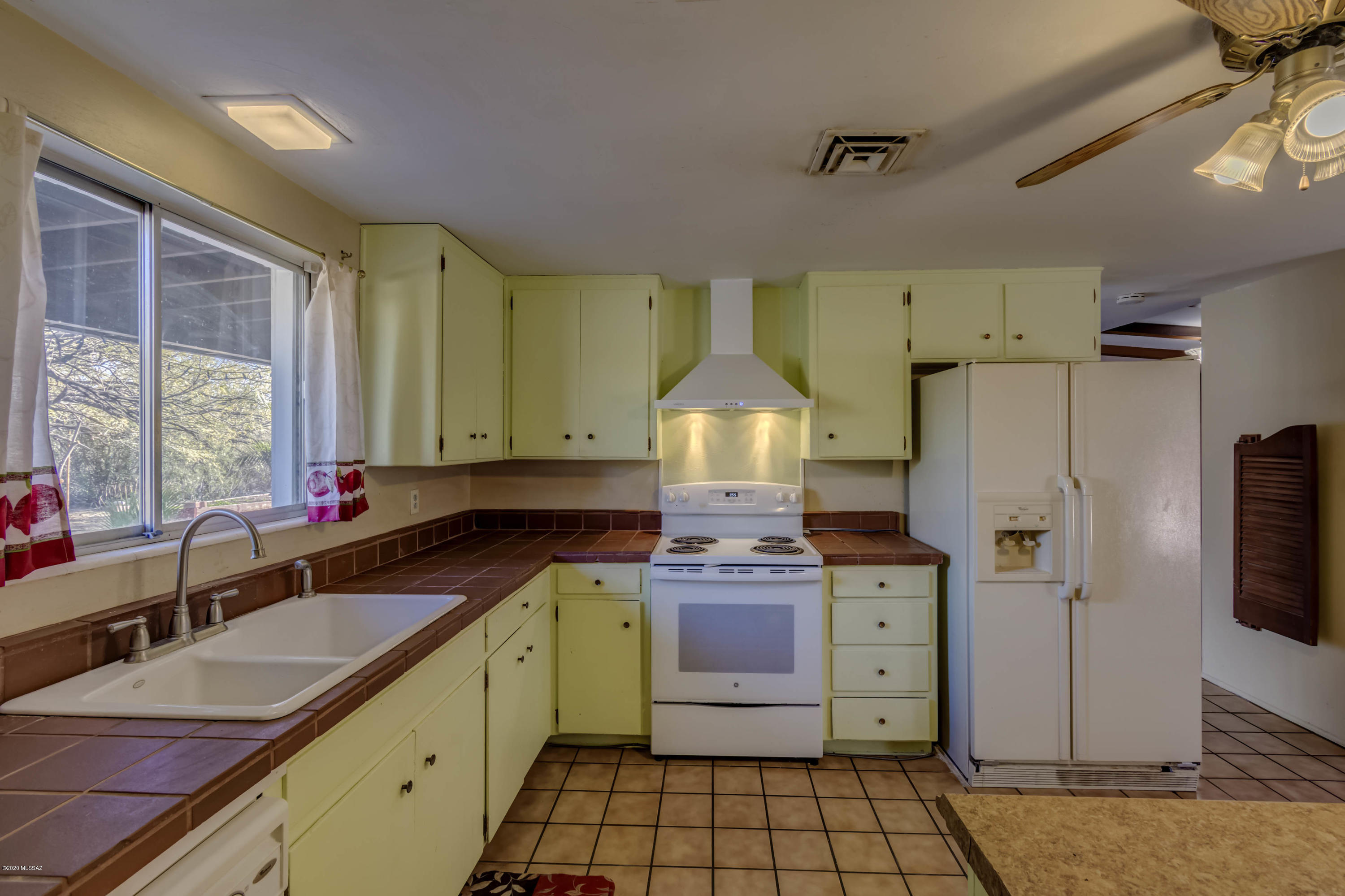 Bear Canyon Hills - Residential