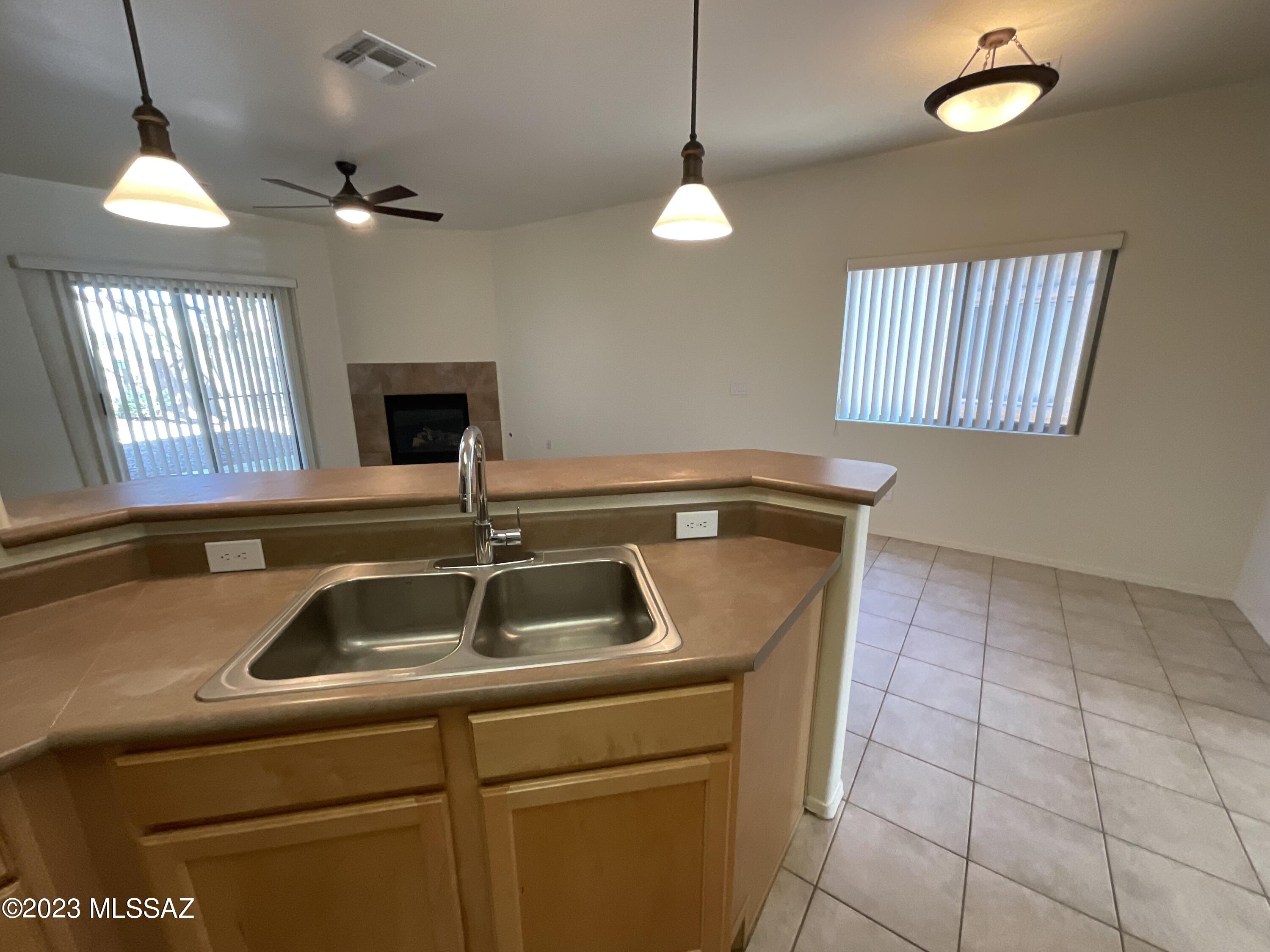 Continental Reserve Blk. 7 & 8 (1-82) - Residential
