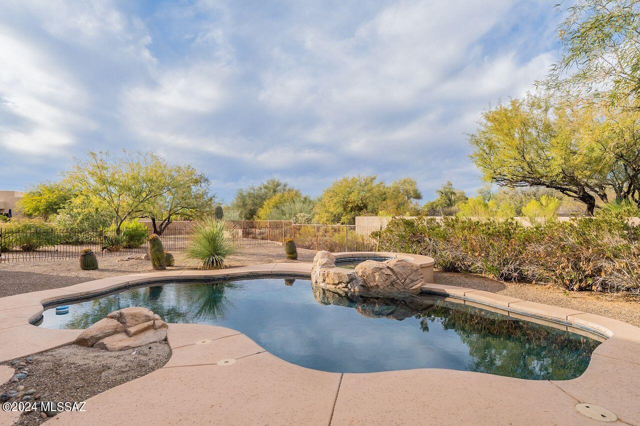 Appian Estates at Casas Adobes - Residential