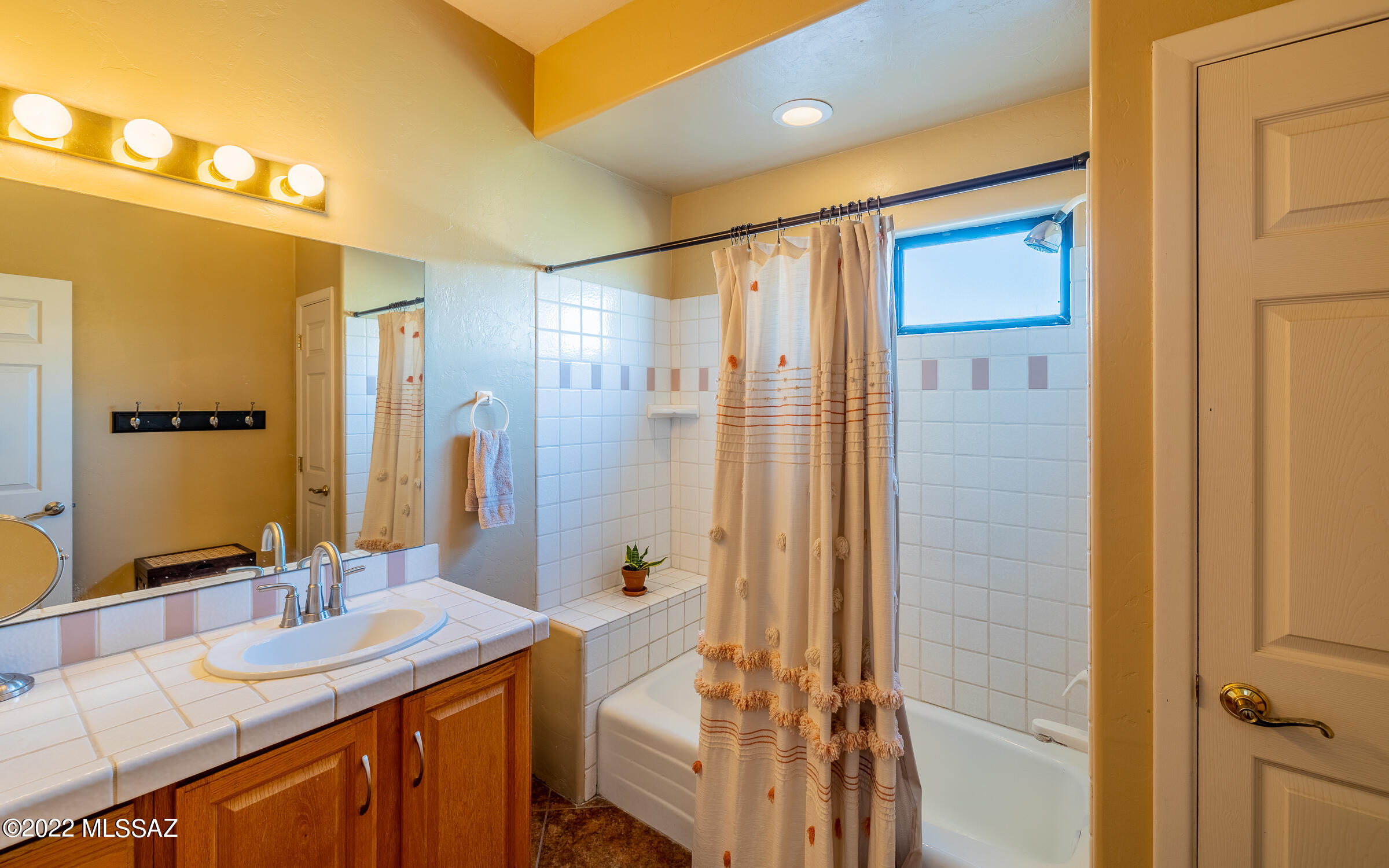 Alta Vista (99-145) - Residential
