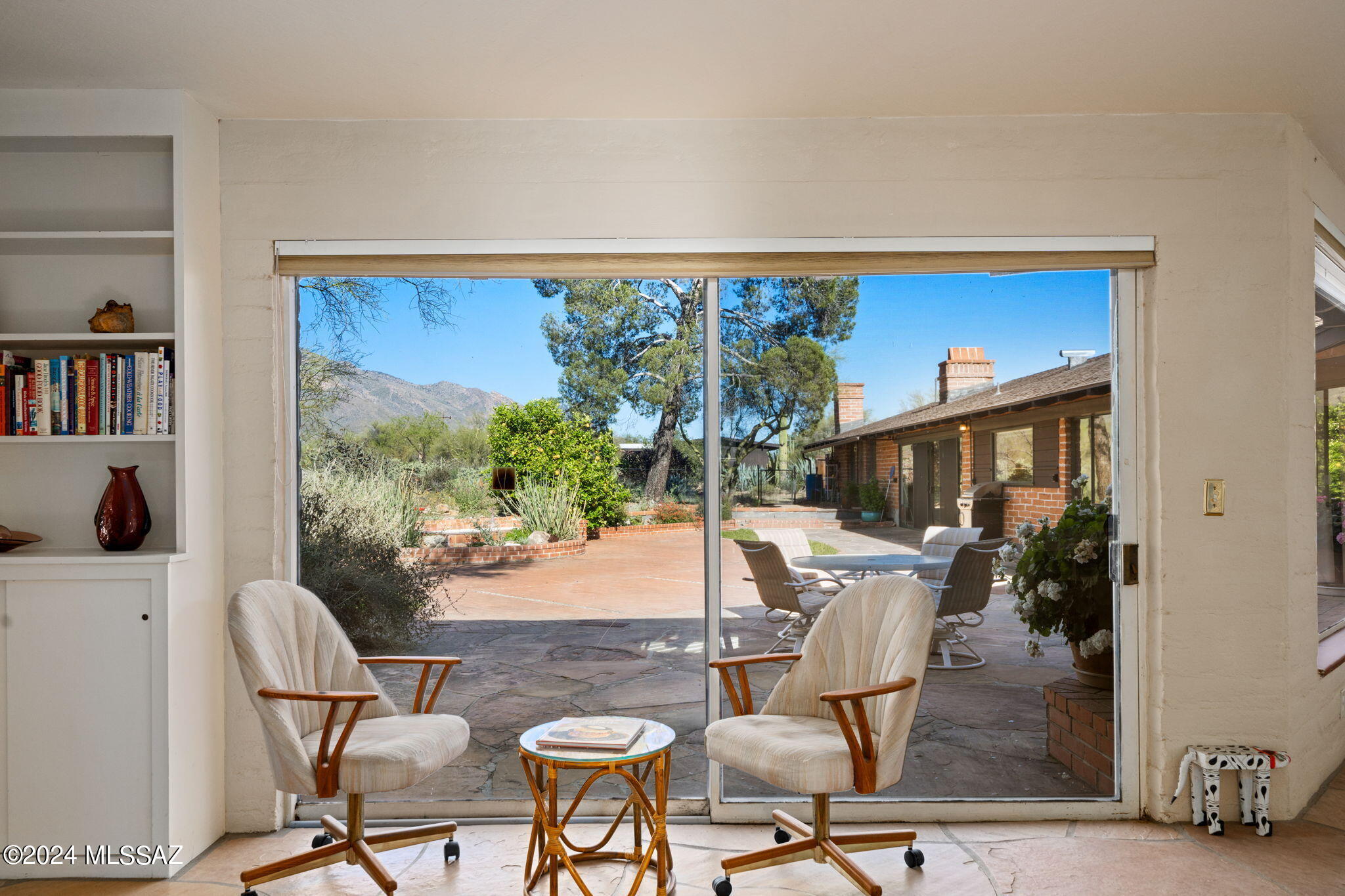 Casas Adobes Estates NO. 3-A - Residential