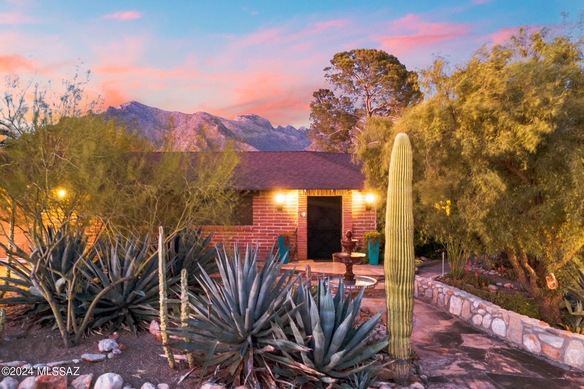 Casas Adobes Estates NO. 3-A - Residential