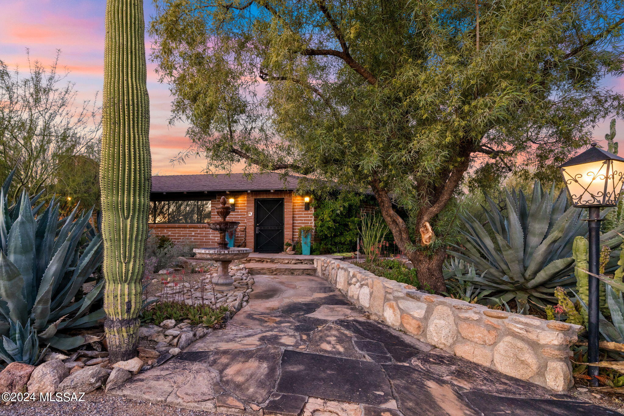 Casas Adobes Estates NO. 3-A - Residential