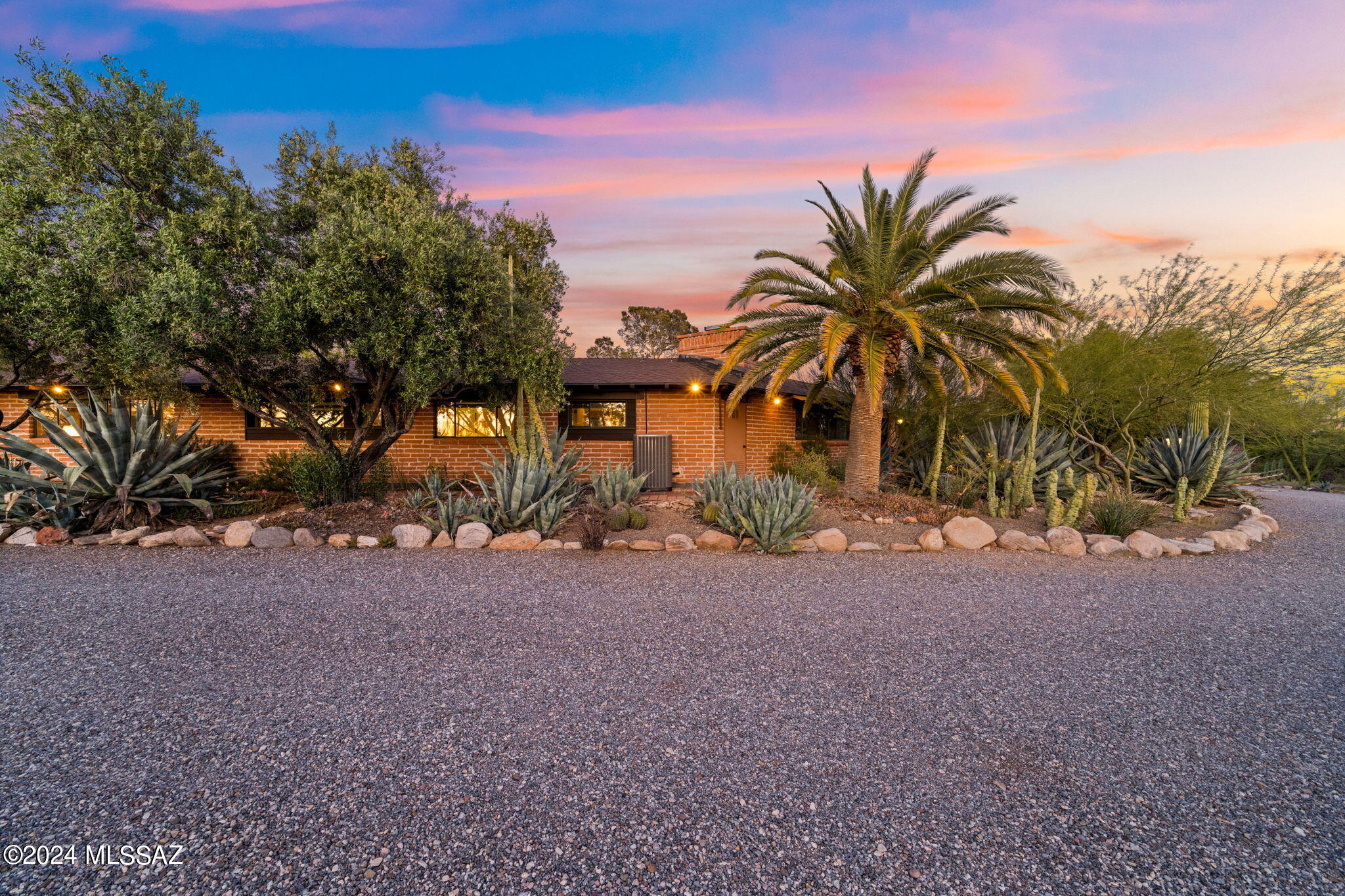 Casas Adobes Estates NO. 3-A - Residential