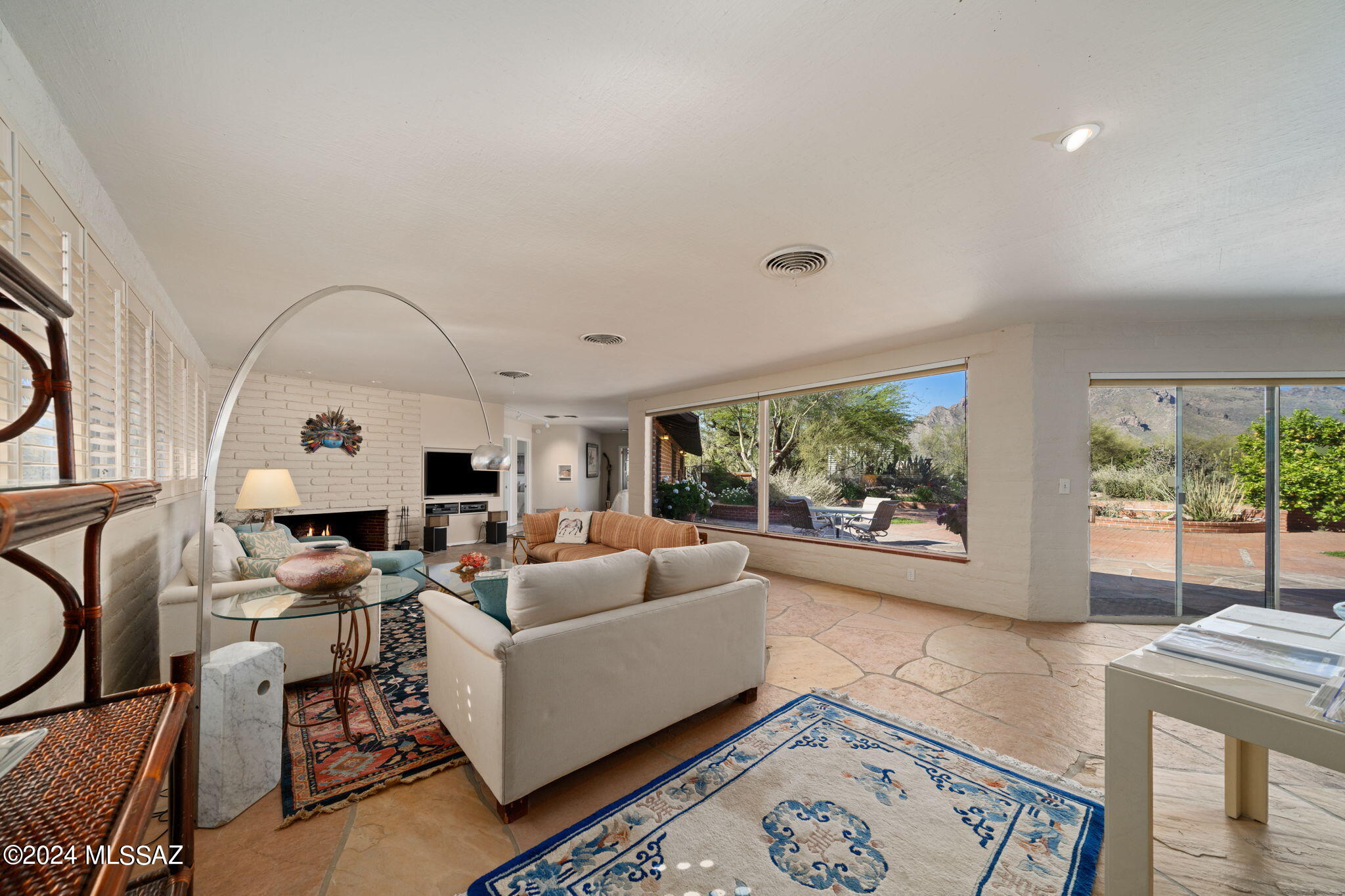 Casas Adobes Estates NO. 3-A - Residential