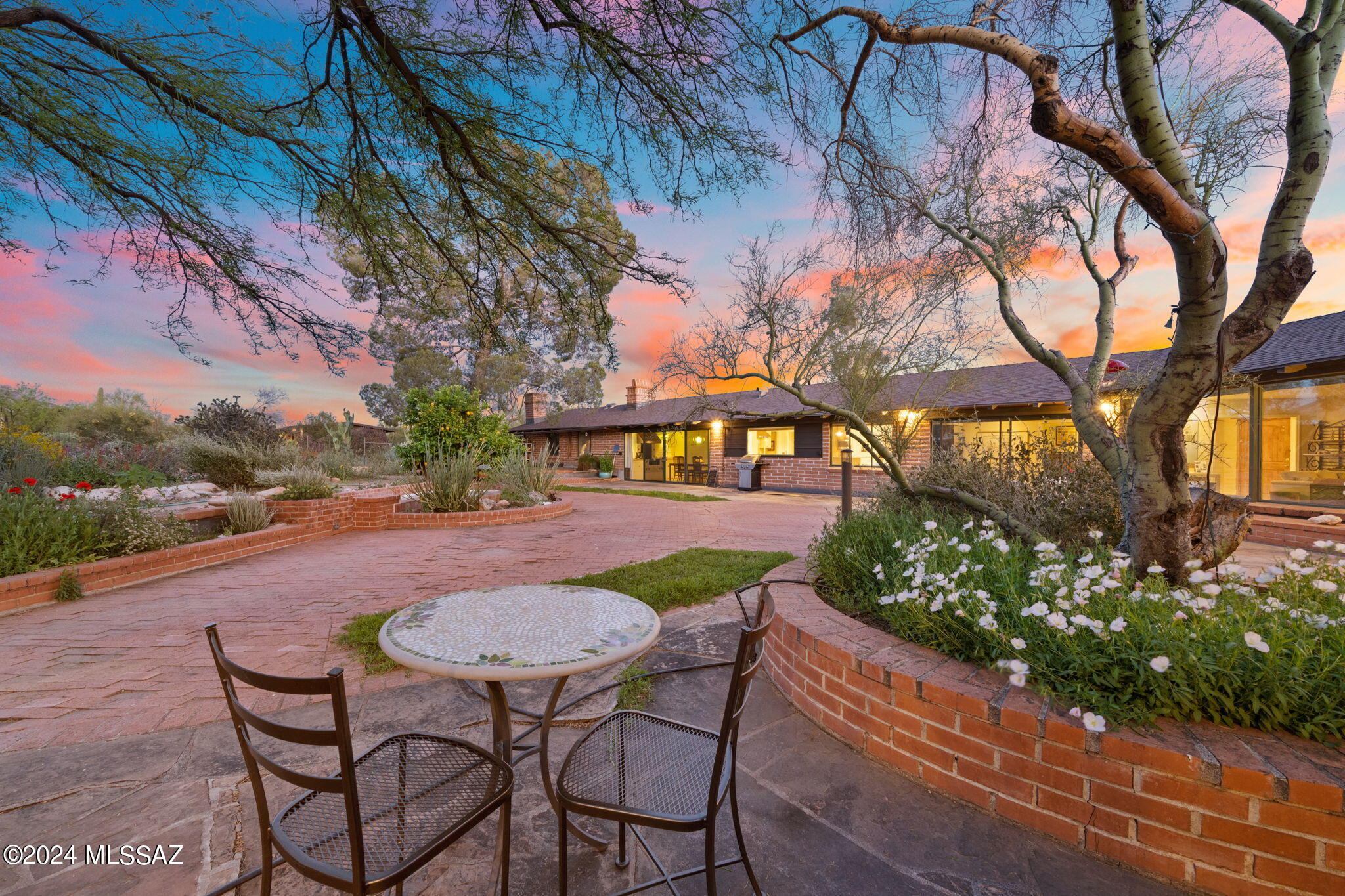Casas Adobes Estates NO. 3-A - Residential