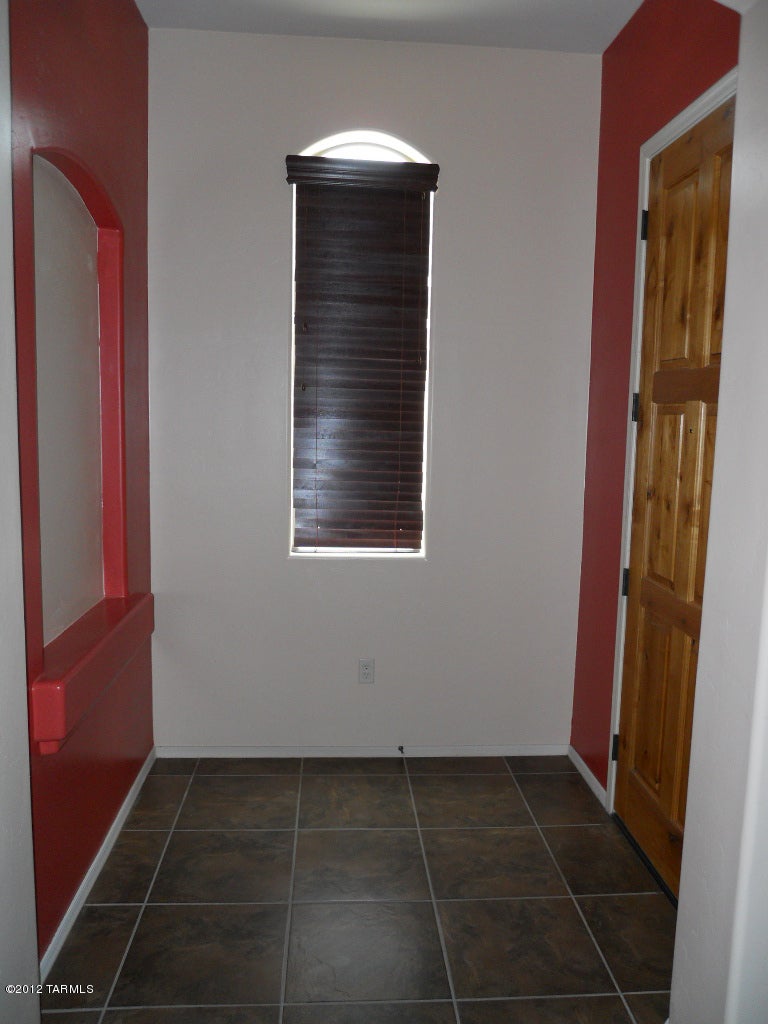 Rancho Del Lago (1-100) - Residential Lease