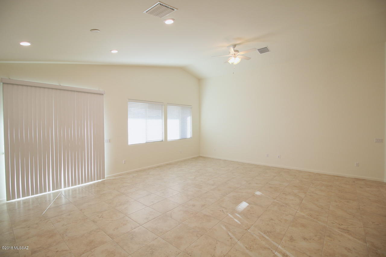 Mesquite Trails (1-88) - Residential Lease