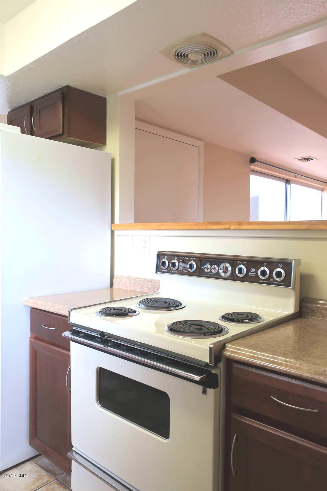 Rolling Hills Villas NO. 2 Amend. - Residential Lease