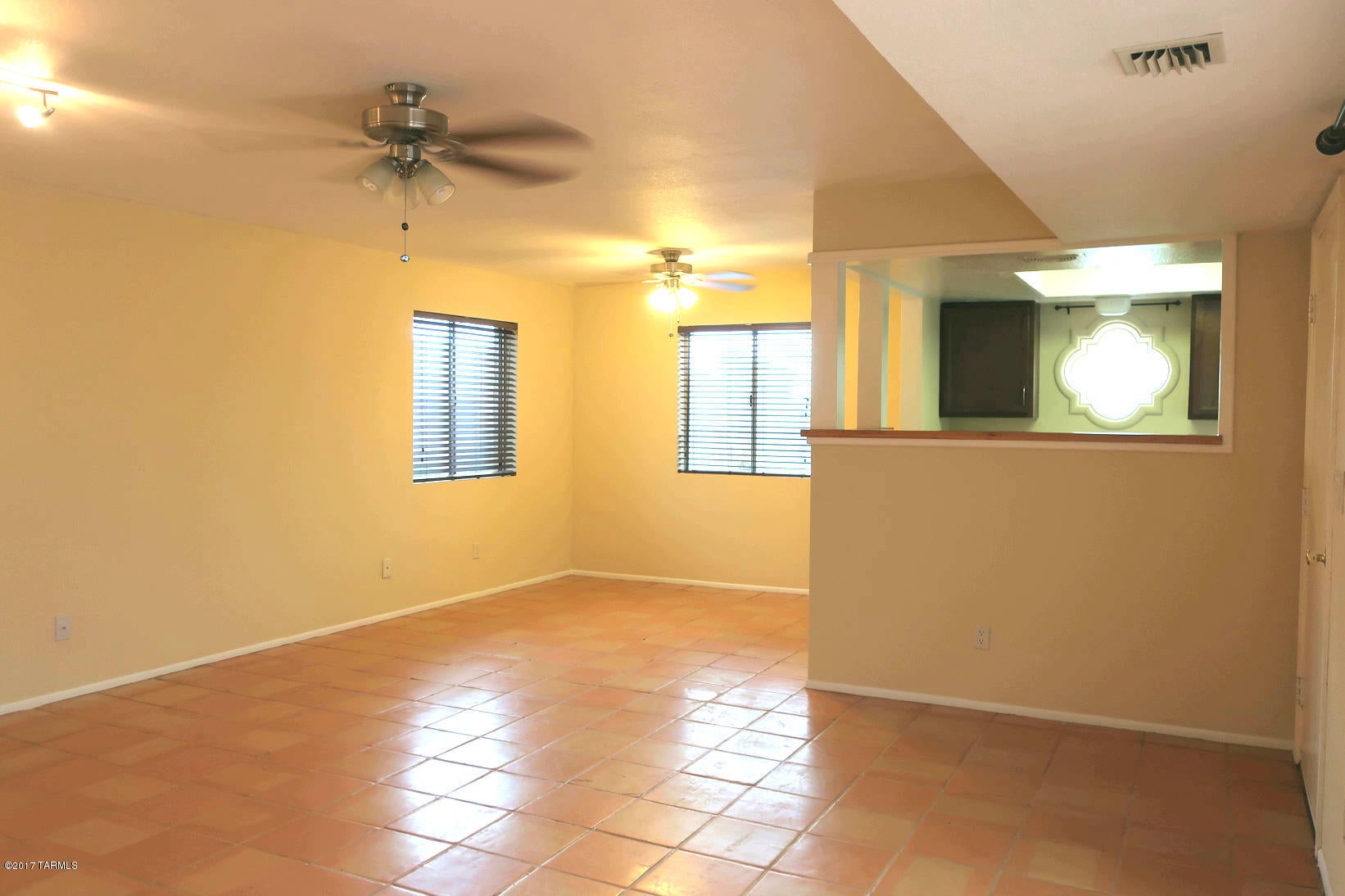 Rolling Hills Villas NO. 2 Amend. - Residential Lease