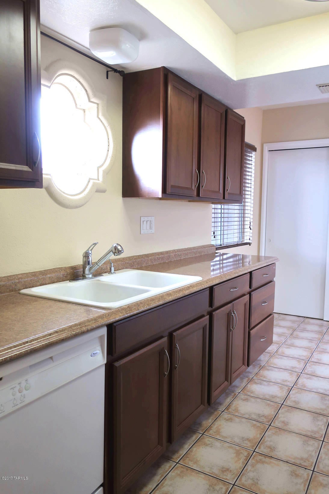 Rolling Hills Villas NO. 2 Amend. - Residential Lease