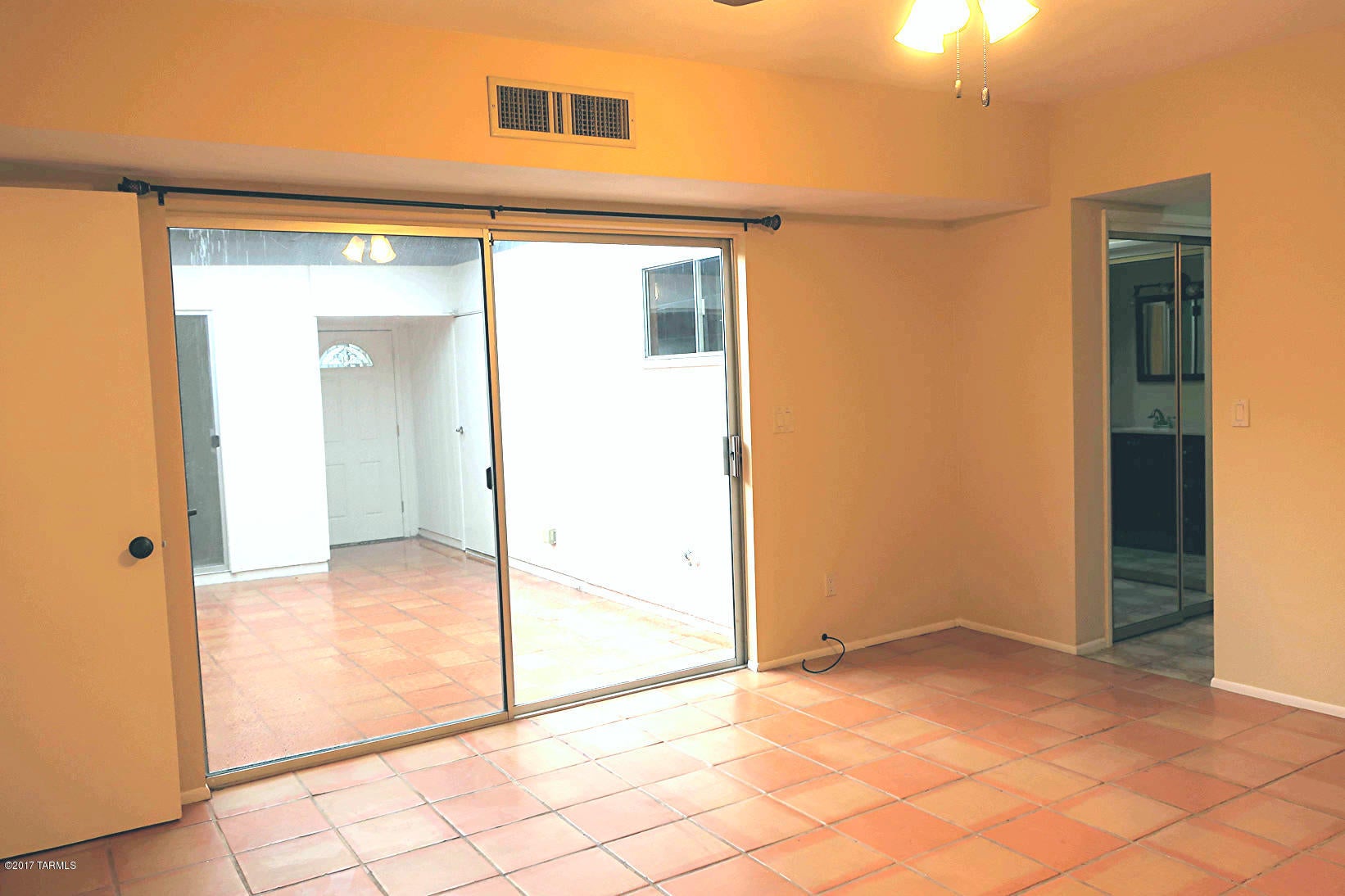Rolling Hills Villas NO. 2 Amend. - Residential Lease