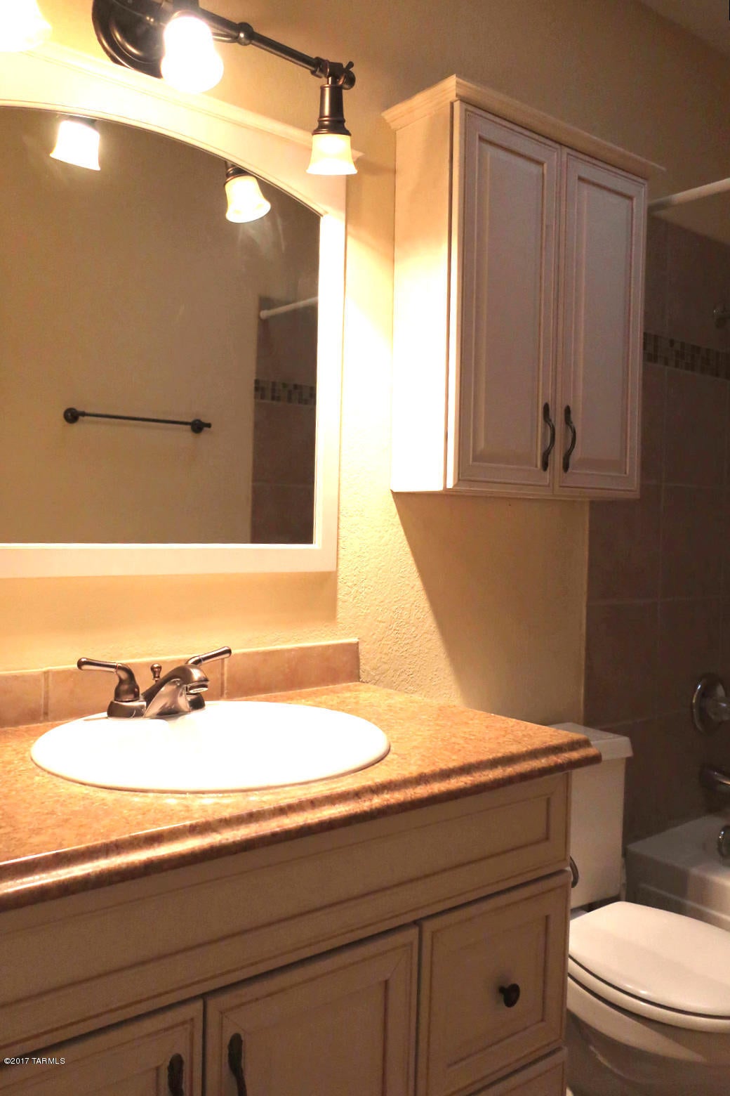 Rolling Hills Villas NO. 2 Amend. - Residential Lease