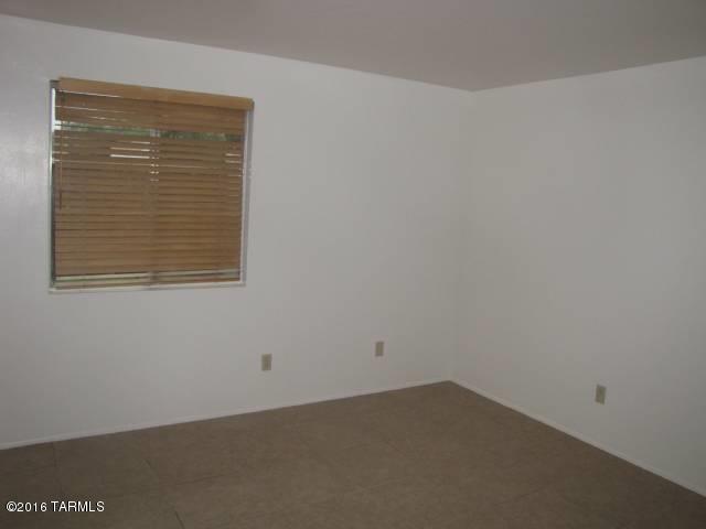 Valley View East (1-60) - Residential Lease
