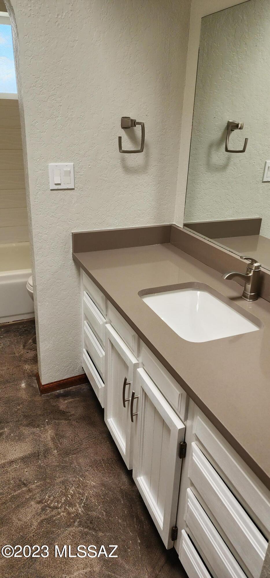Heatherwood Hills (73-277) - Residential