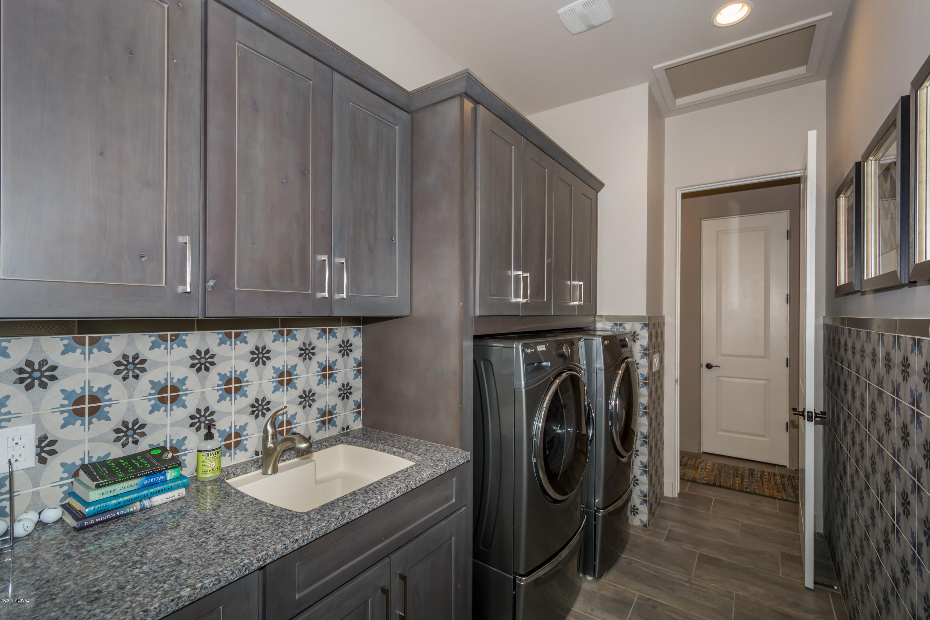 The Enclave At Stone Canyon V - Residential