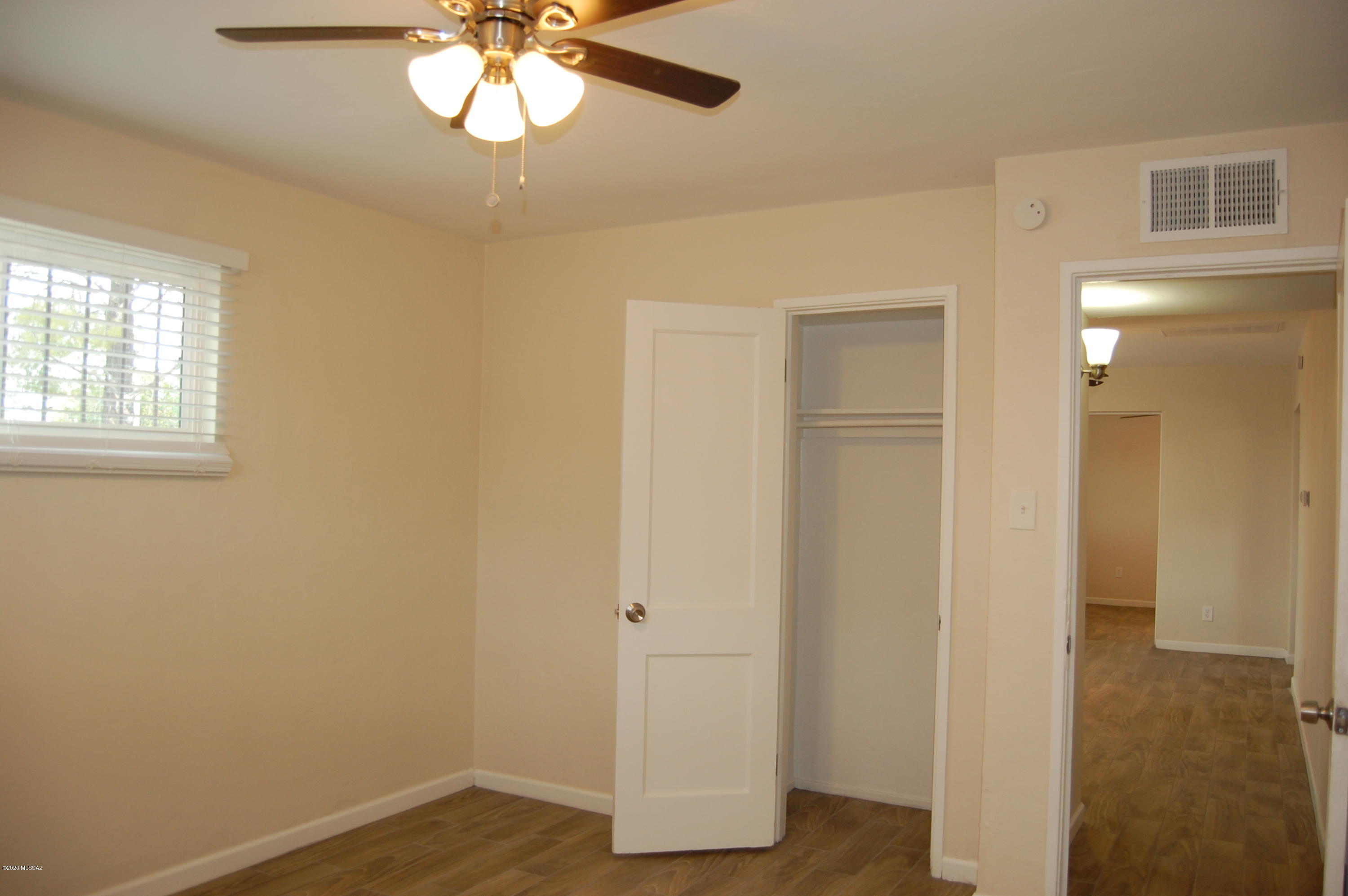 Mission Manor NO. 7 - Residential