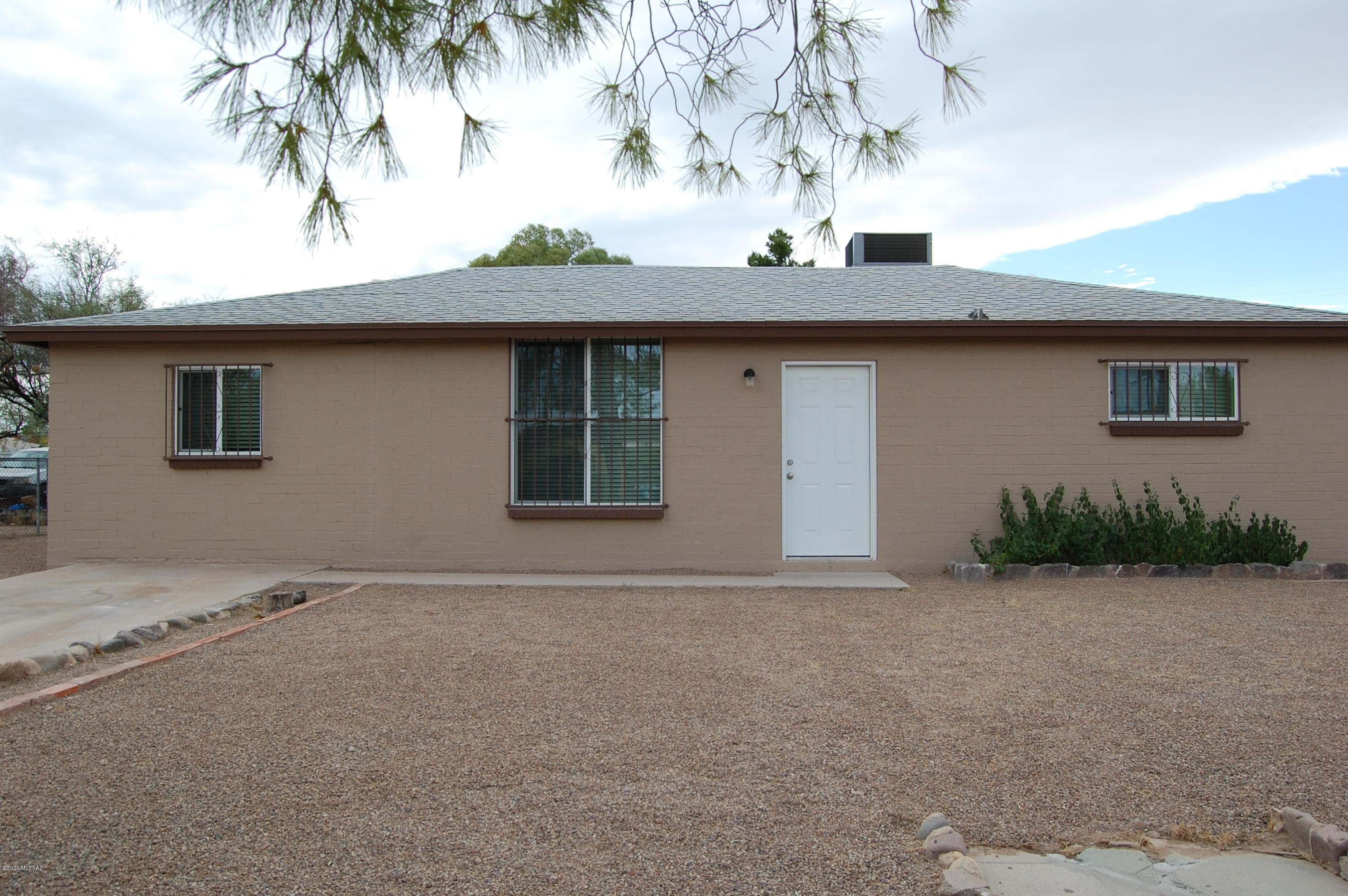 Mission Manor NO. 7 - Residential
