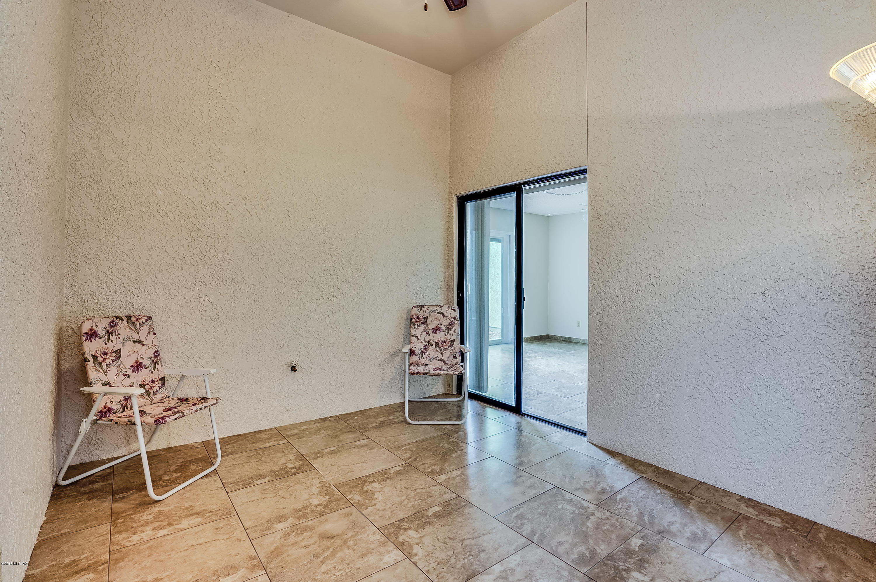 La Canada Village I (1-28) - Residential