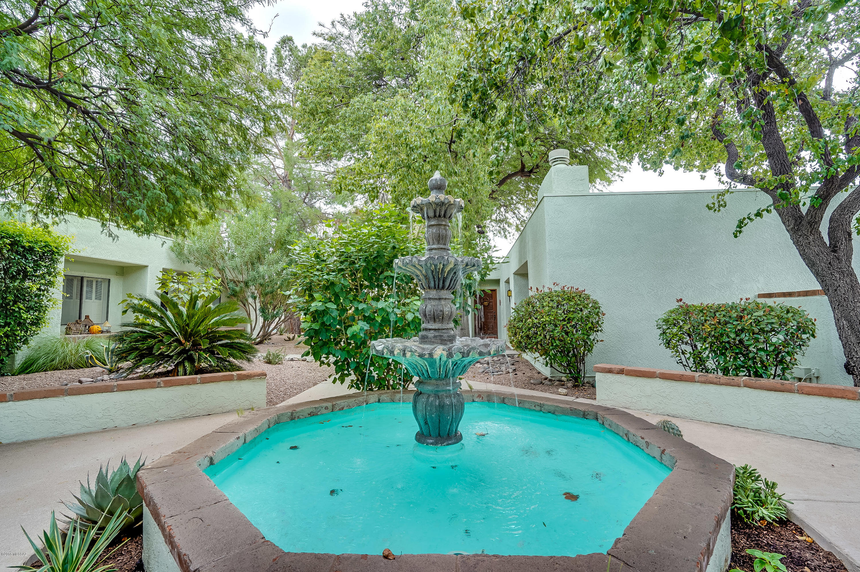 La Canada Village I (1-28) - Residential