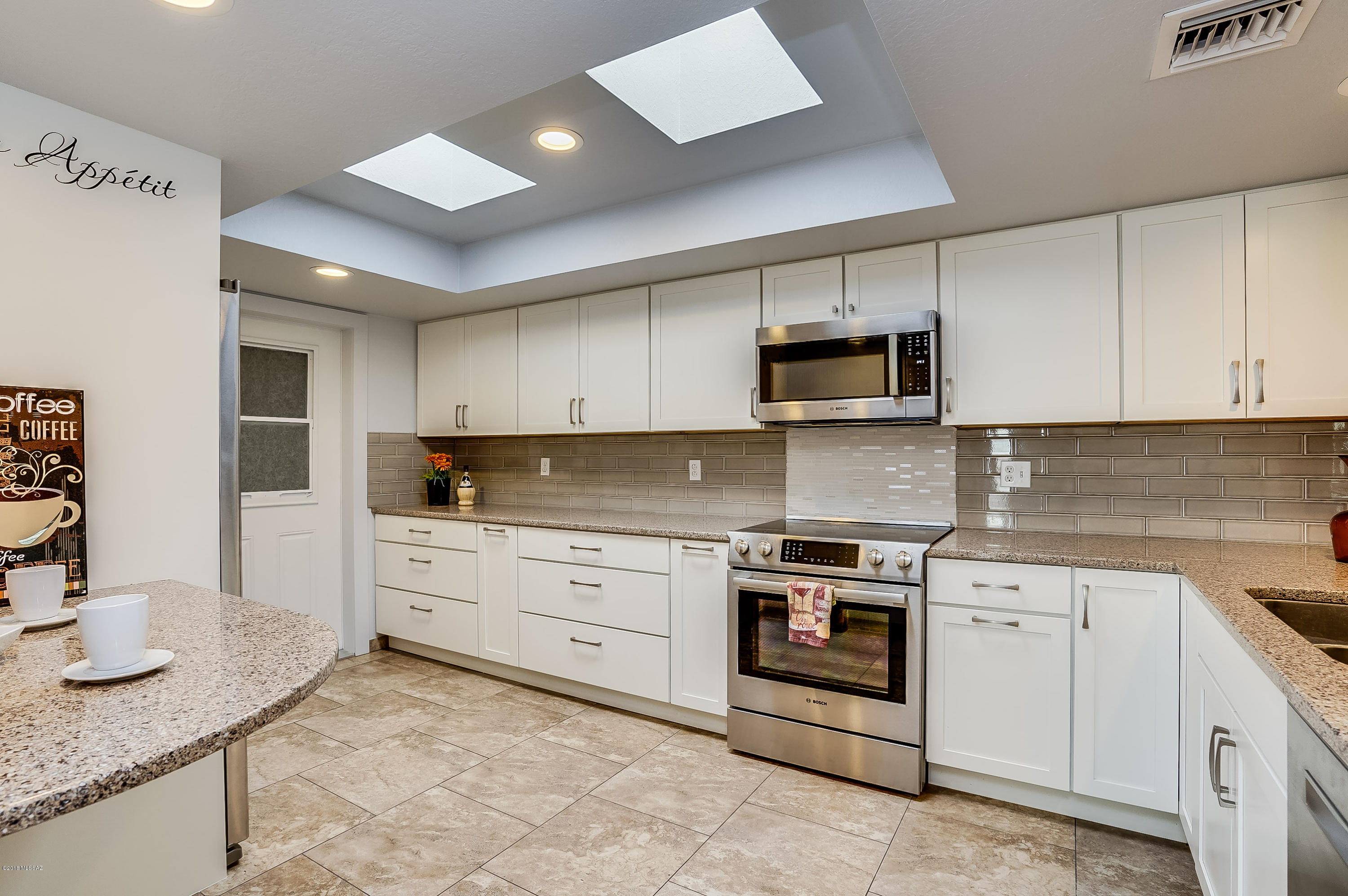 La Canada Village I (1-28) - Residential