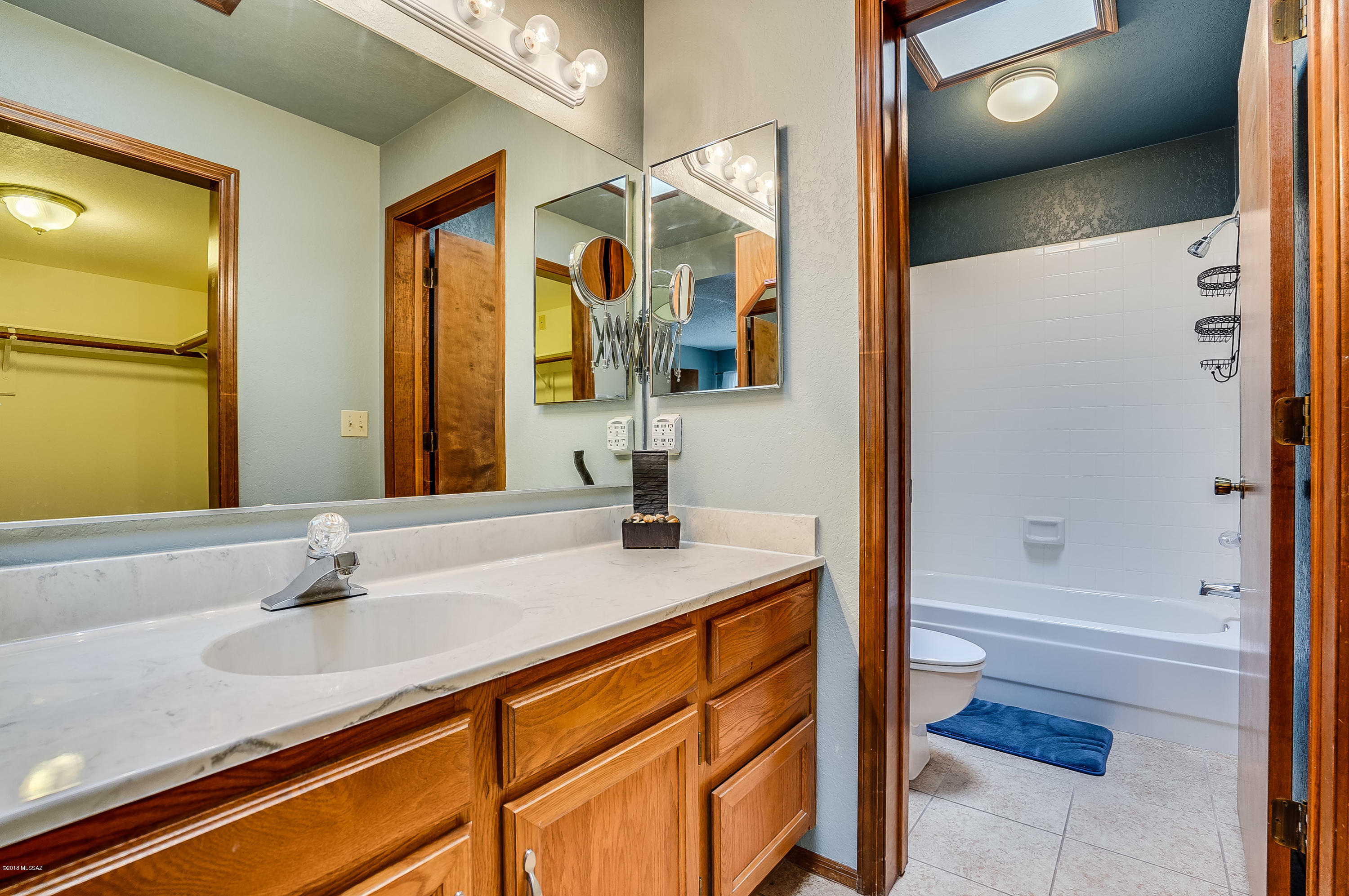 La Canada Village I (1-28) - Residential