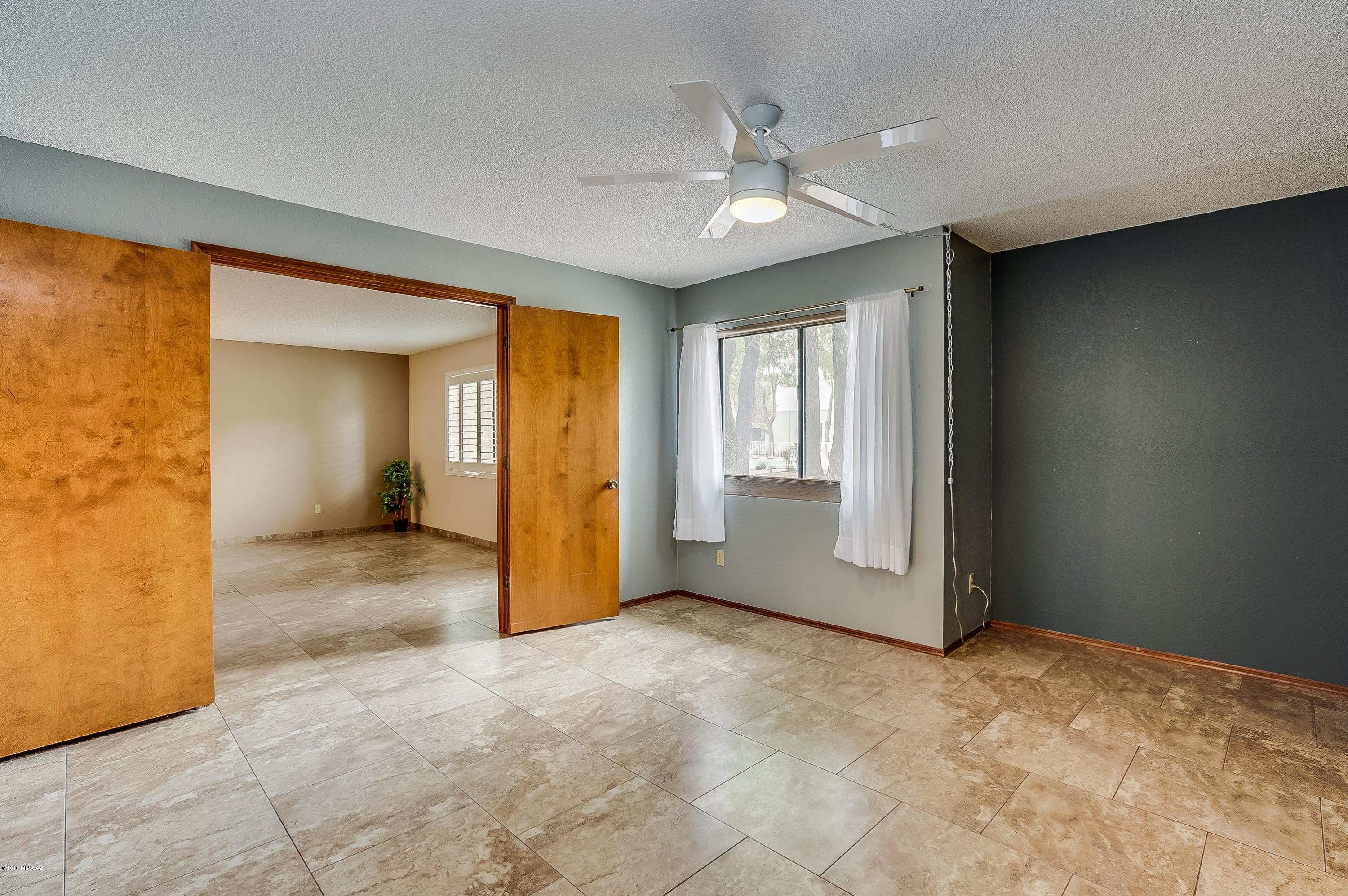 La Canada Village I (1-28) - Residential