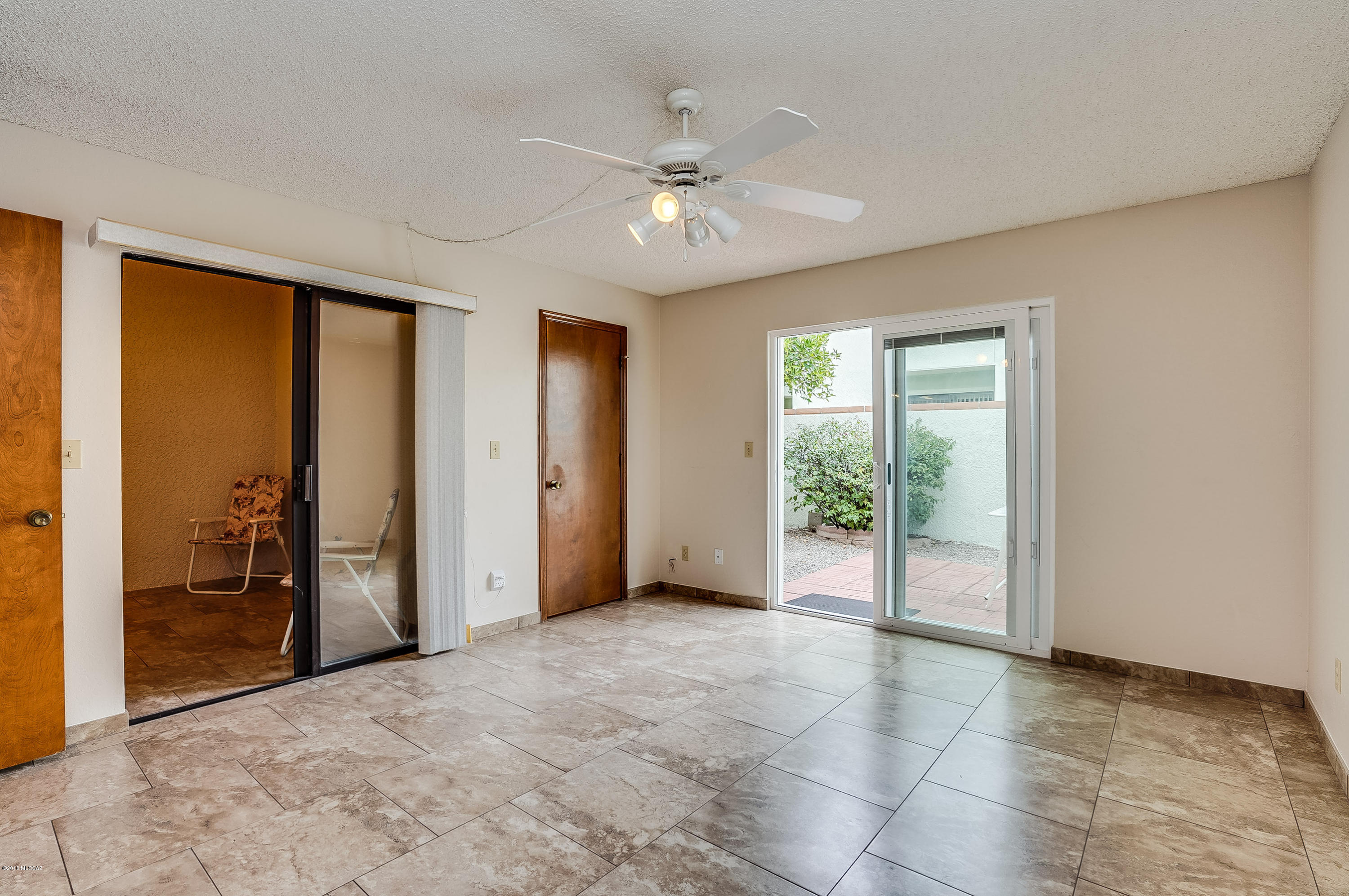 La Canada Village I (1-28) - Residential