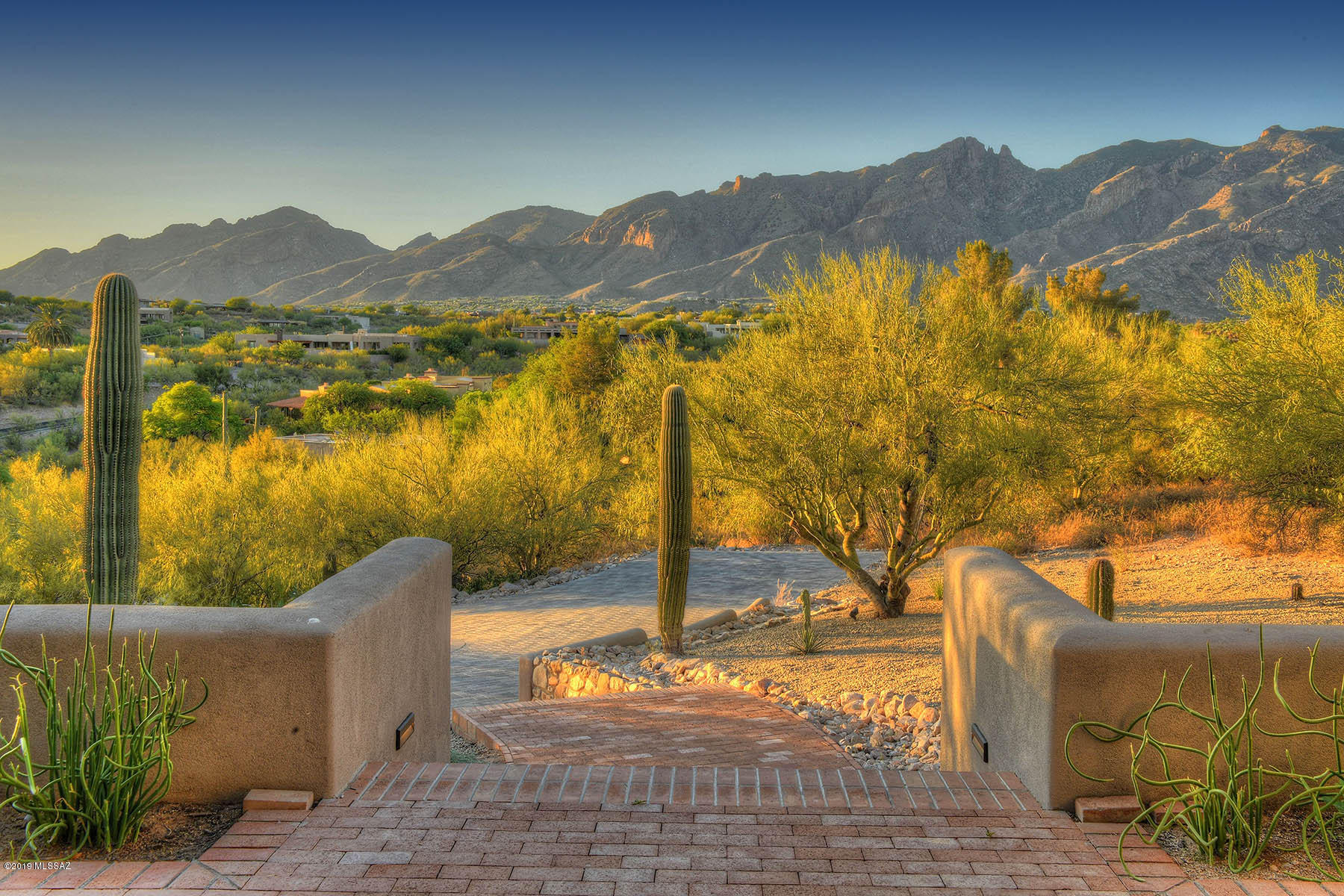 Catalina Foothills Estates NO. 10 (1-72) - Residential