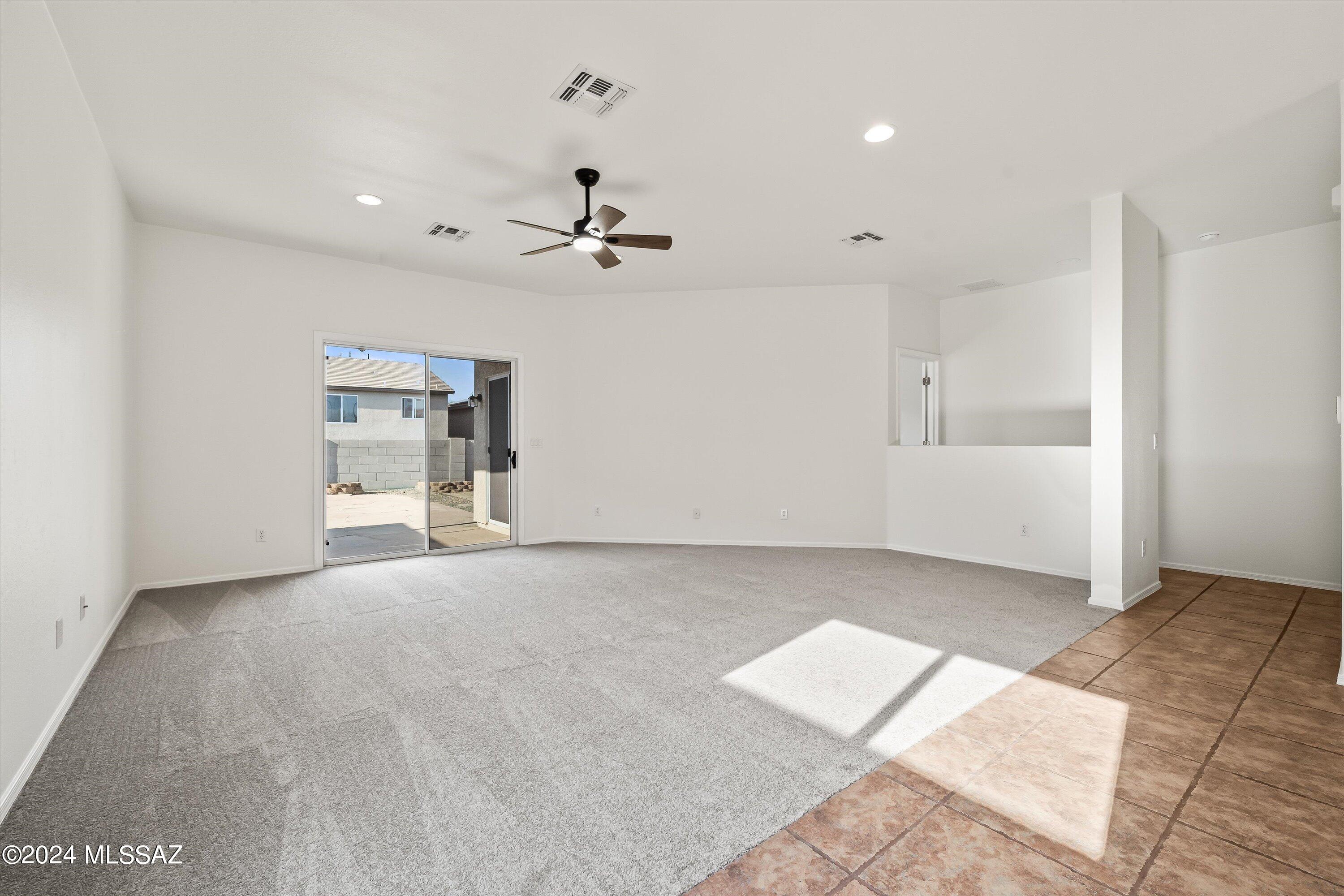 La Cholla Bluffs - Residential