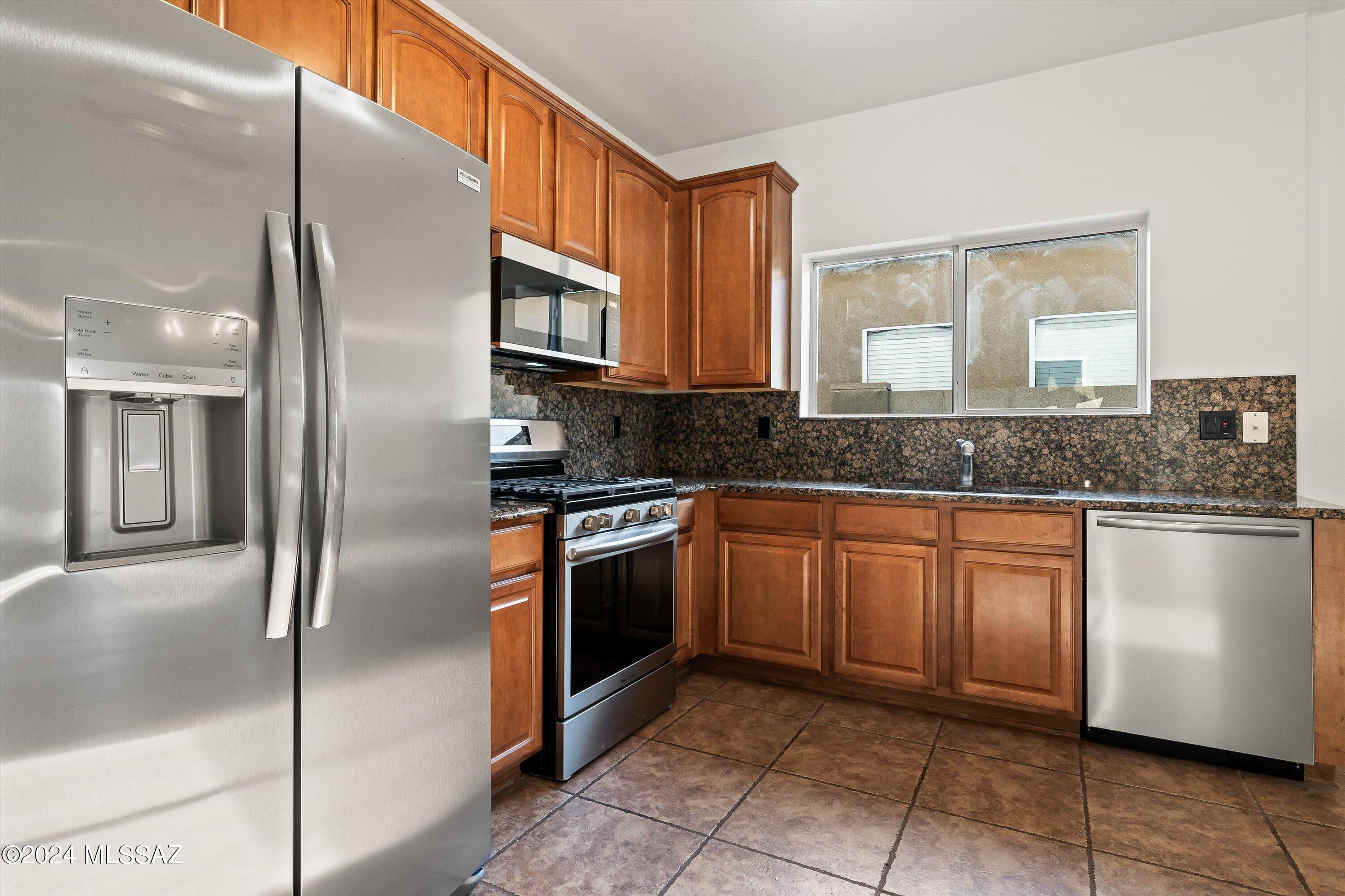 La Cholla Bluffs - Residential