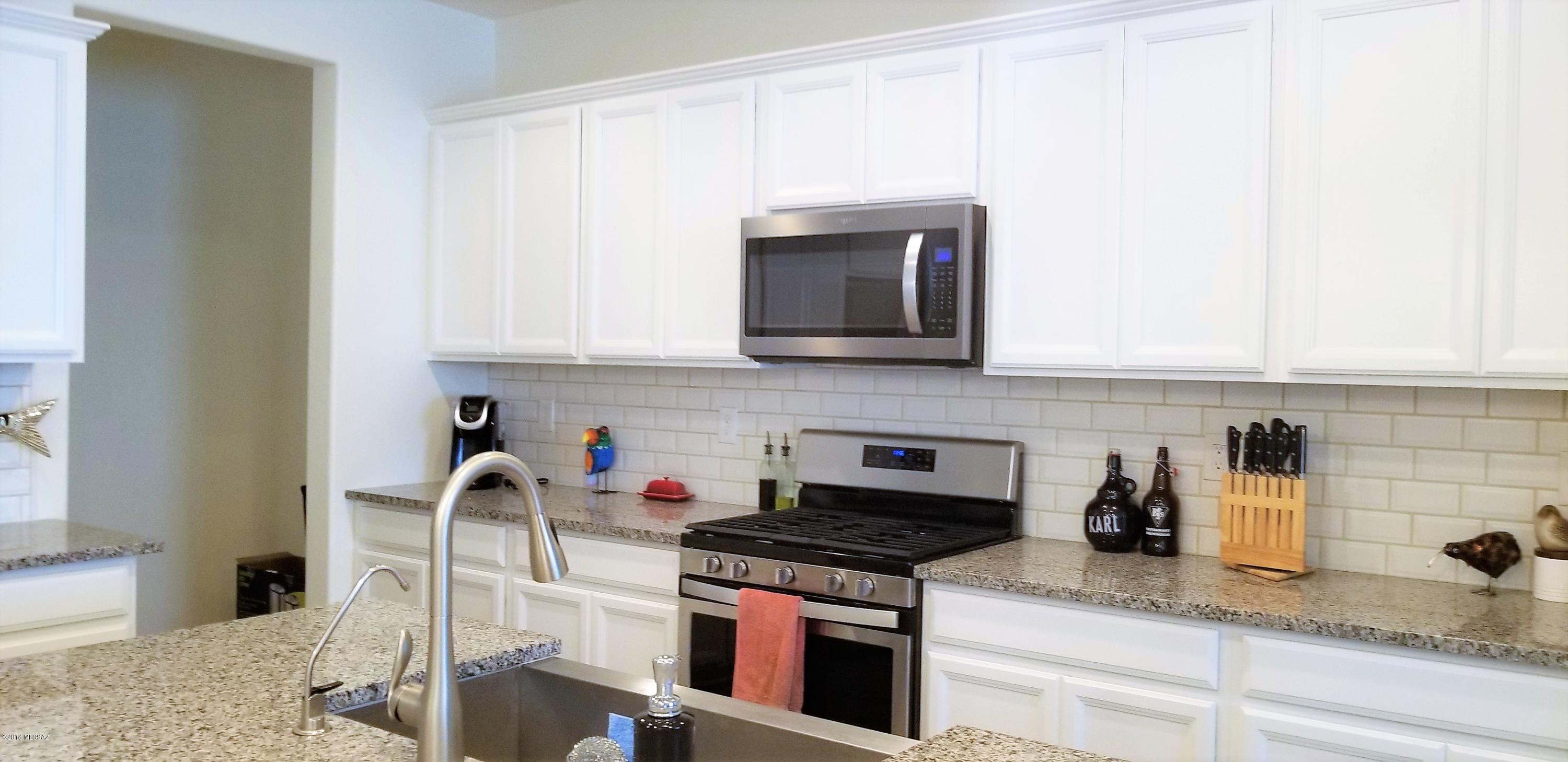 La Estancia De Tucson (1-330) - Residential