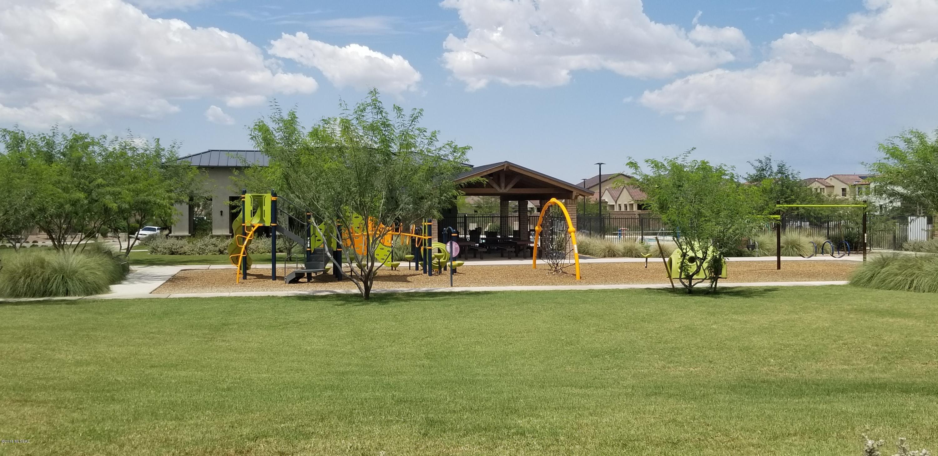La Estancia De Tucson (1-330) - Residential