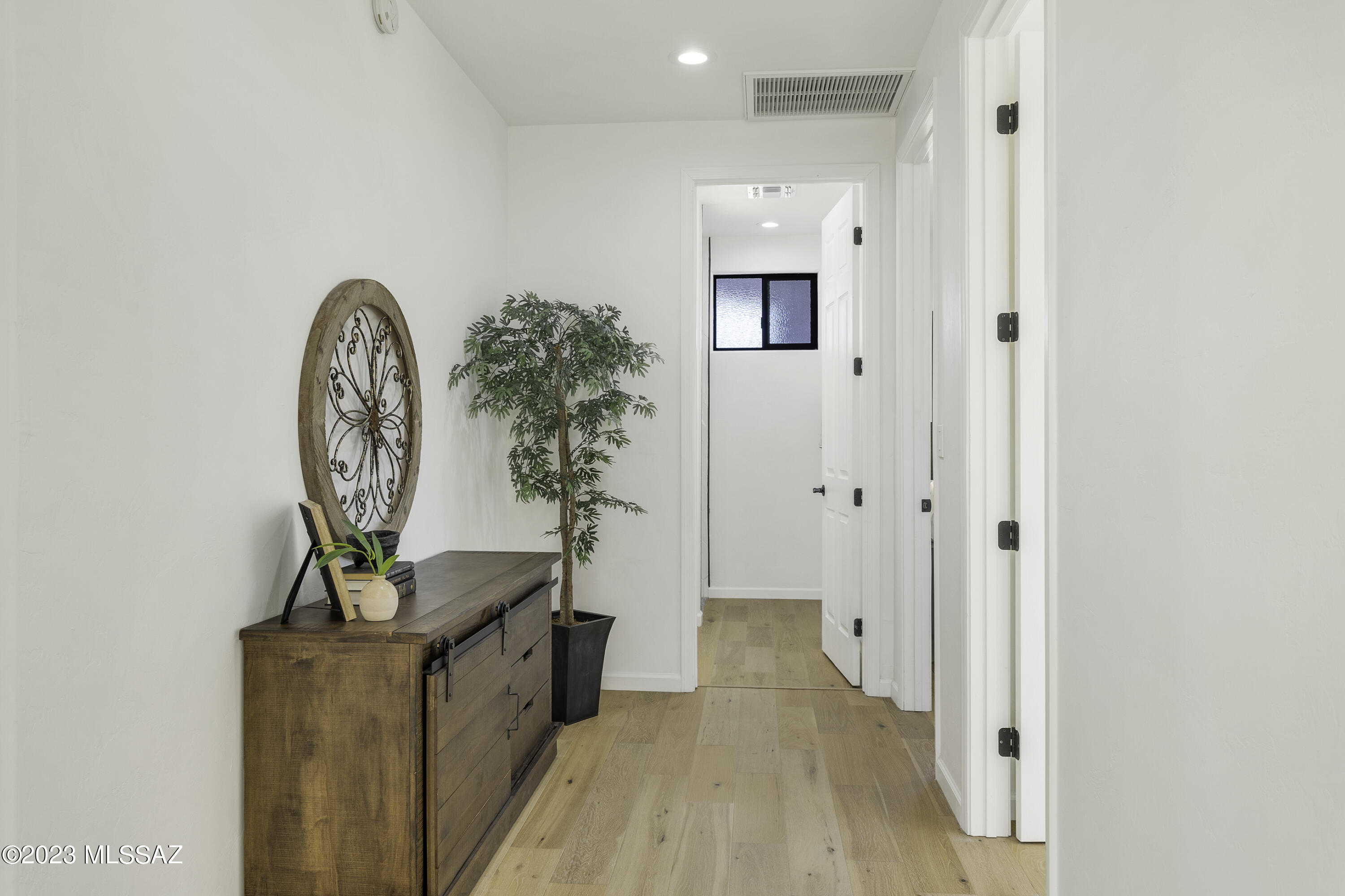 El Rancho Merlita (1-16) - Residential