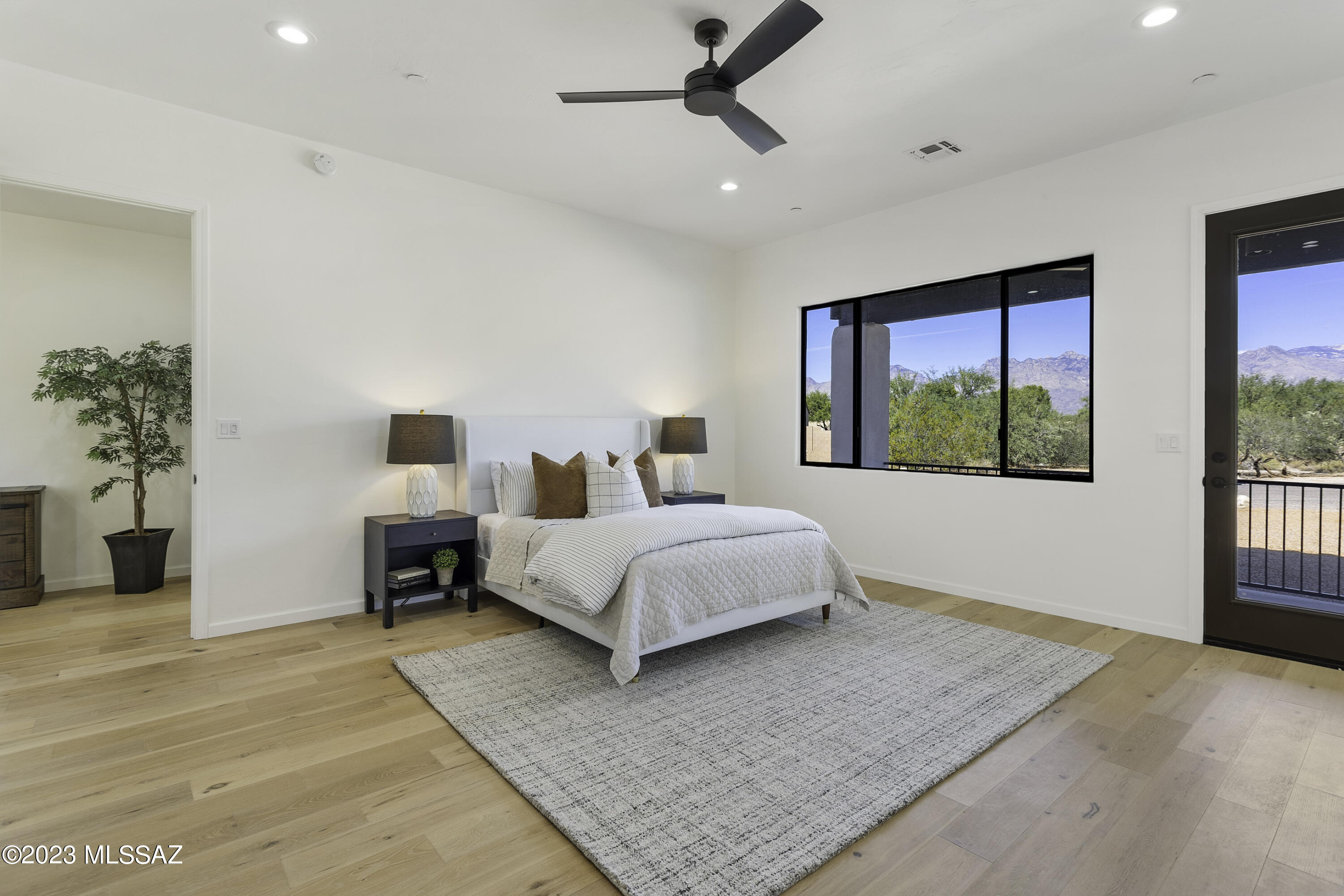 El Rancho Merlita (1-16) - Residential