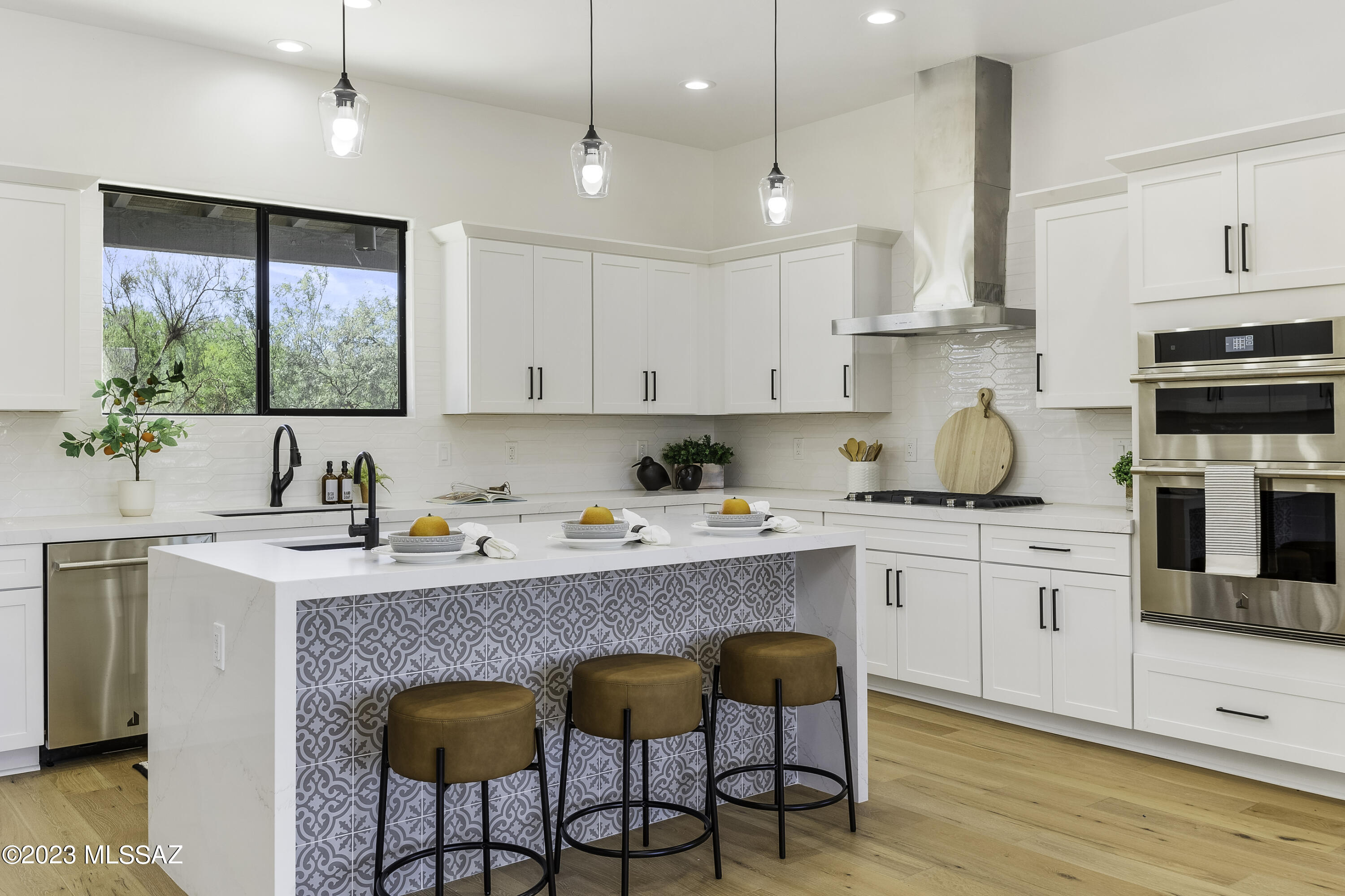 El Rancho Merlita (1-16) - Residential