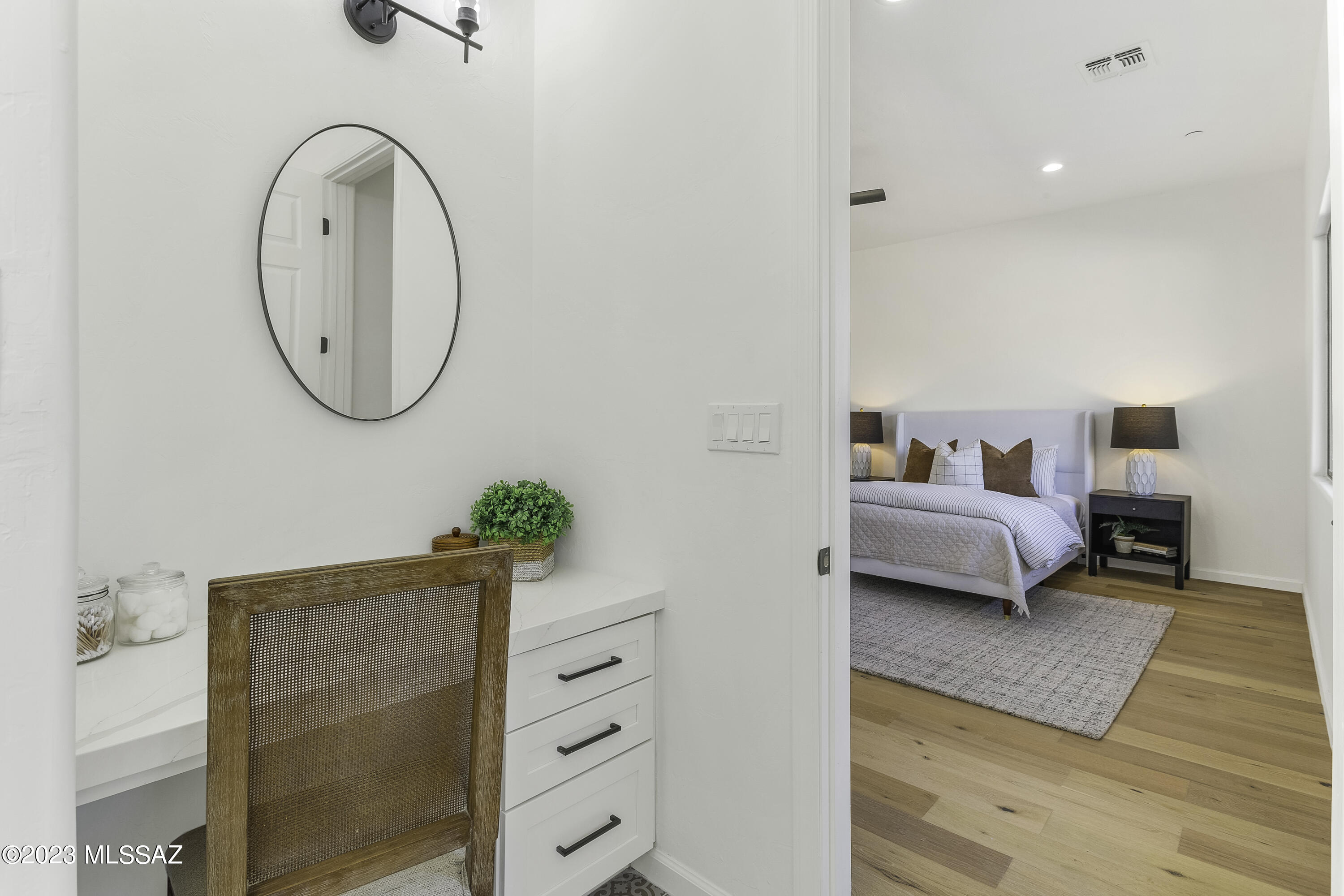 El Rancho Merlita (1-16) - Residential