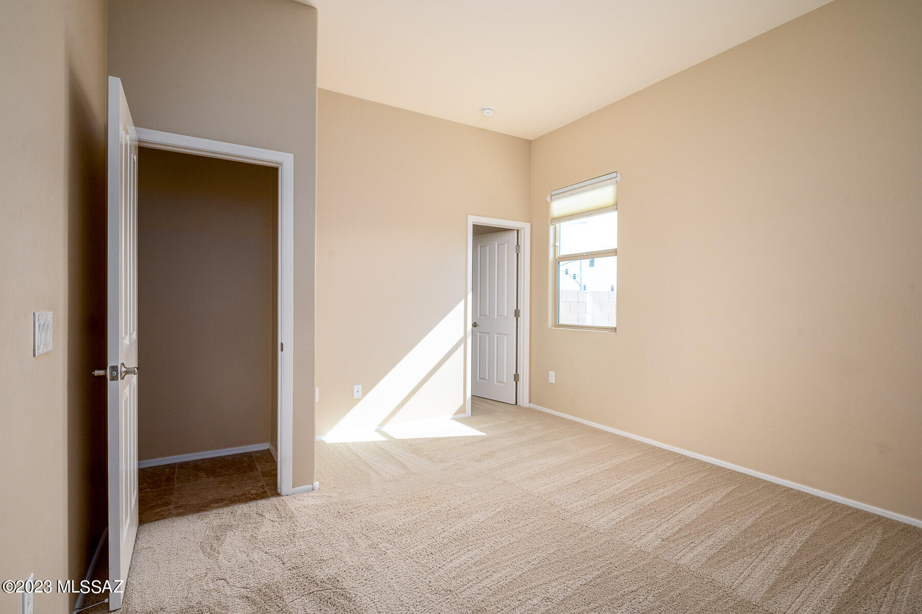 Silverbell West R-10 SQ20140800103 - Residential