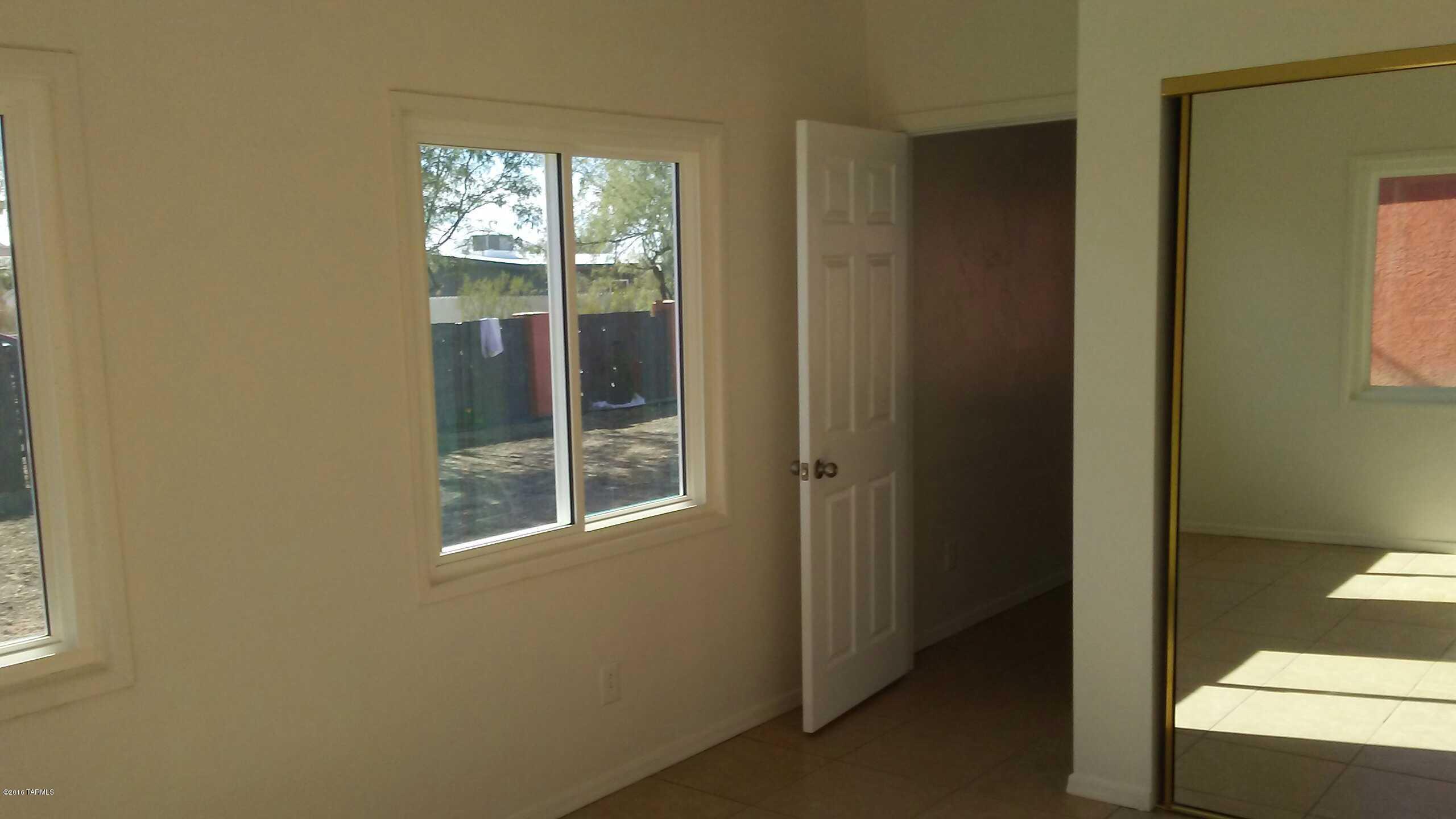 Millstone Manor (1-32) - Residential