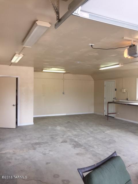 Millstone Manor (1-32) - Residential