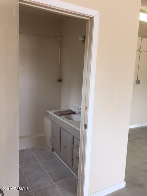 Millstone Manor (1-32) - Residential