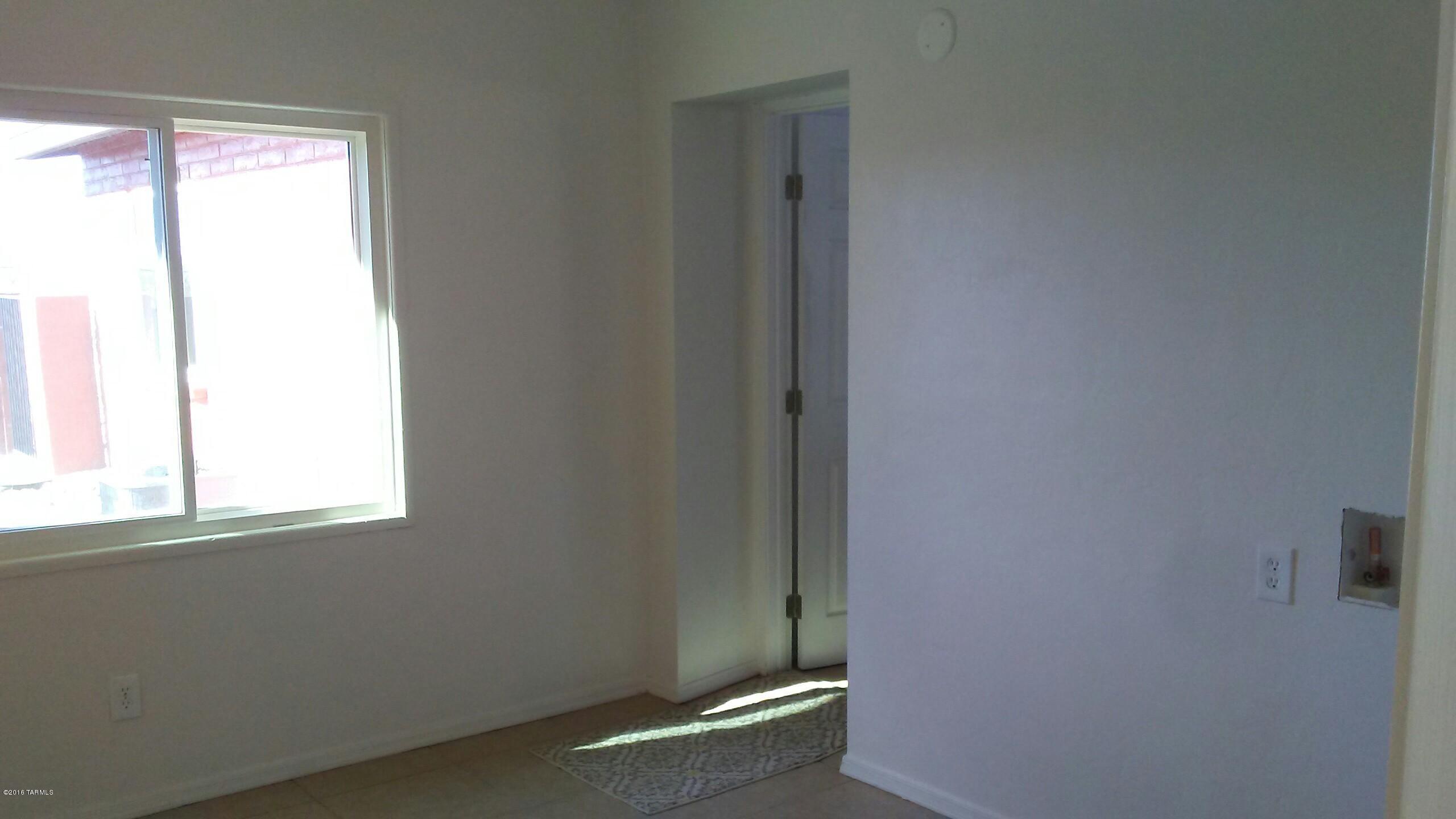 Millstone Manor (1-32) - Residential