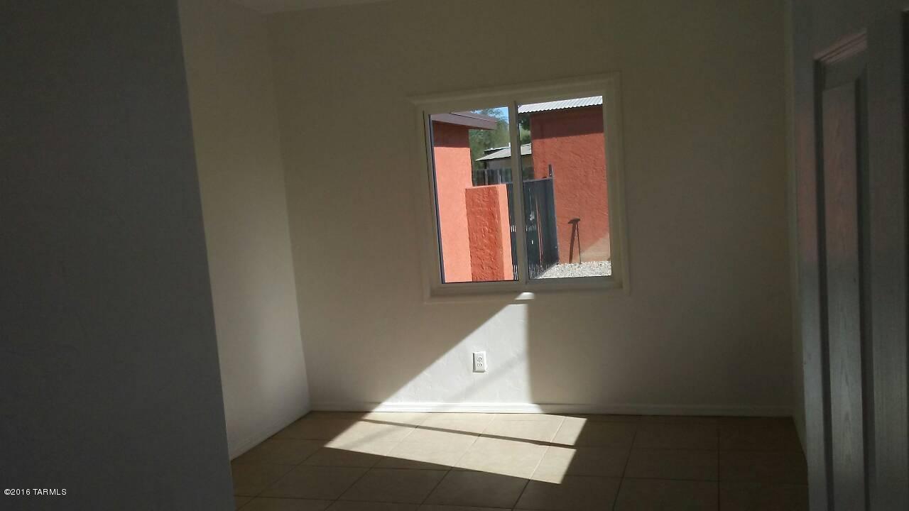 Millstone Manor (1-32) - Residential